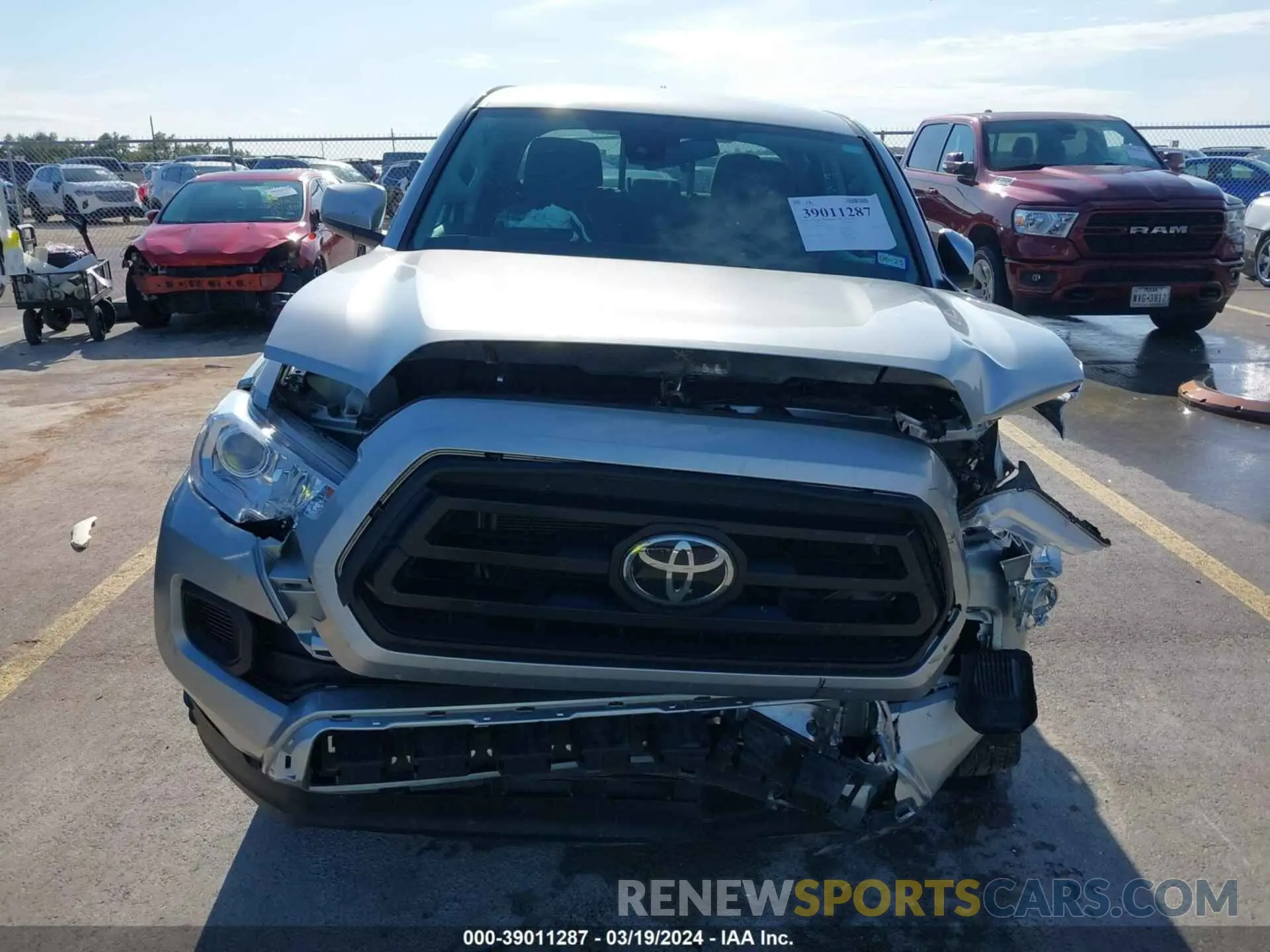 17 fotografías del automóvil dañado 3TYCZ5AN8PT148614 TOYOTA TACOMA 2023
