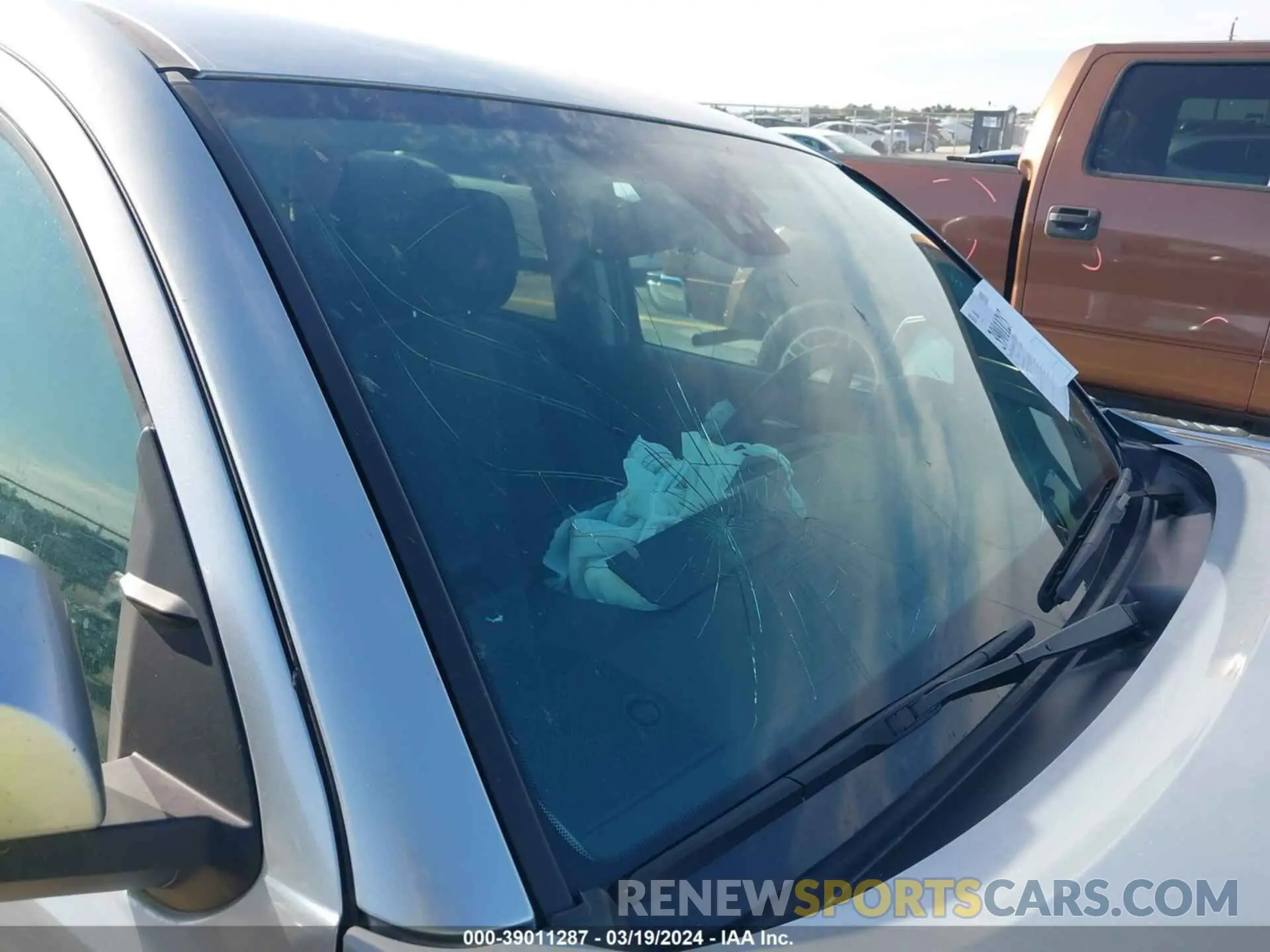 19 fotografías del automóvil dañado 3TYCZ5AN8PT148614 TOYOTA TACOMA 2023
