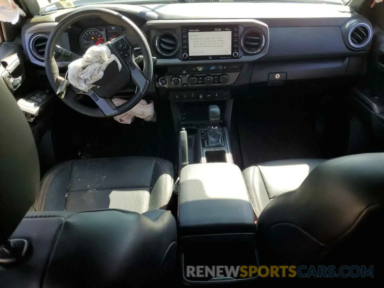8 fotografías del automóvil dañado 3TYCZ5AN8PT157703 TOYOTA TACOMA 2023
