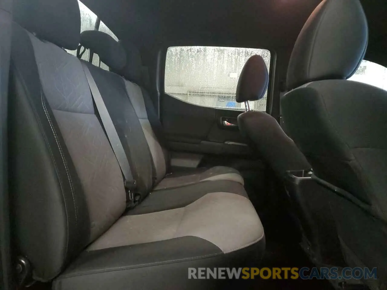 10 fotografías del automóvil dañado 3TYCZ5AN8PT159581 TOYOTA TACOMA 2023
