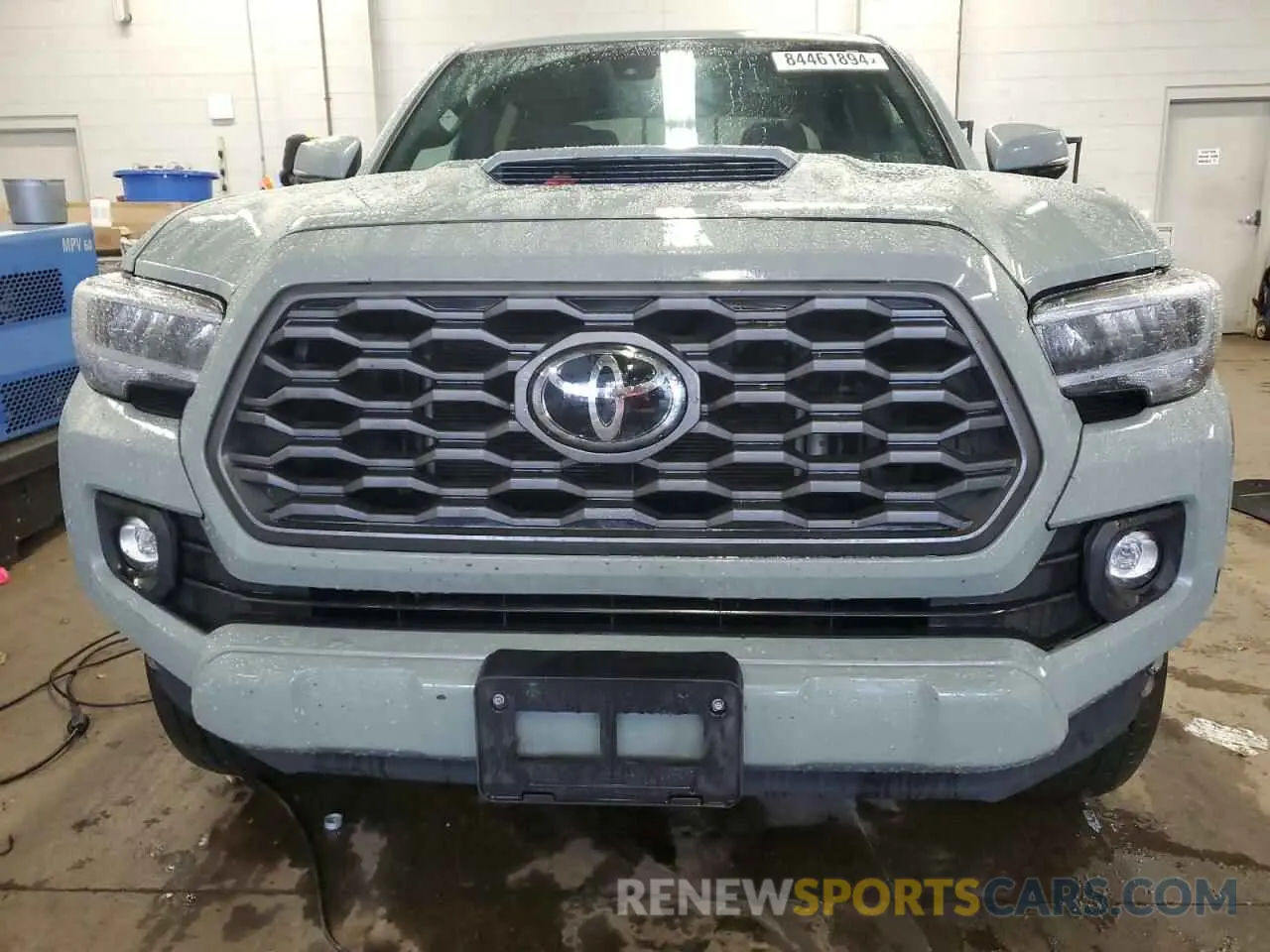 5 fotografías del automóvil dañado 3TYCZ5AN8PT159581 TOYOTA TACOMA 2023
