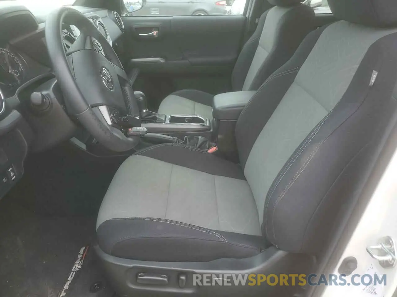 7 fotografías del automóvil dañado 3TYCZ5AN8PT167874 TOYOTA TACOMA 2023