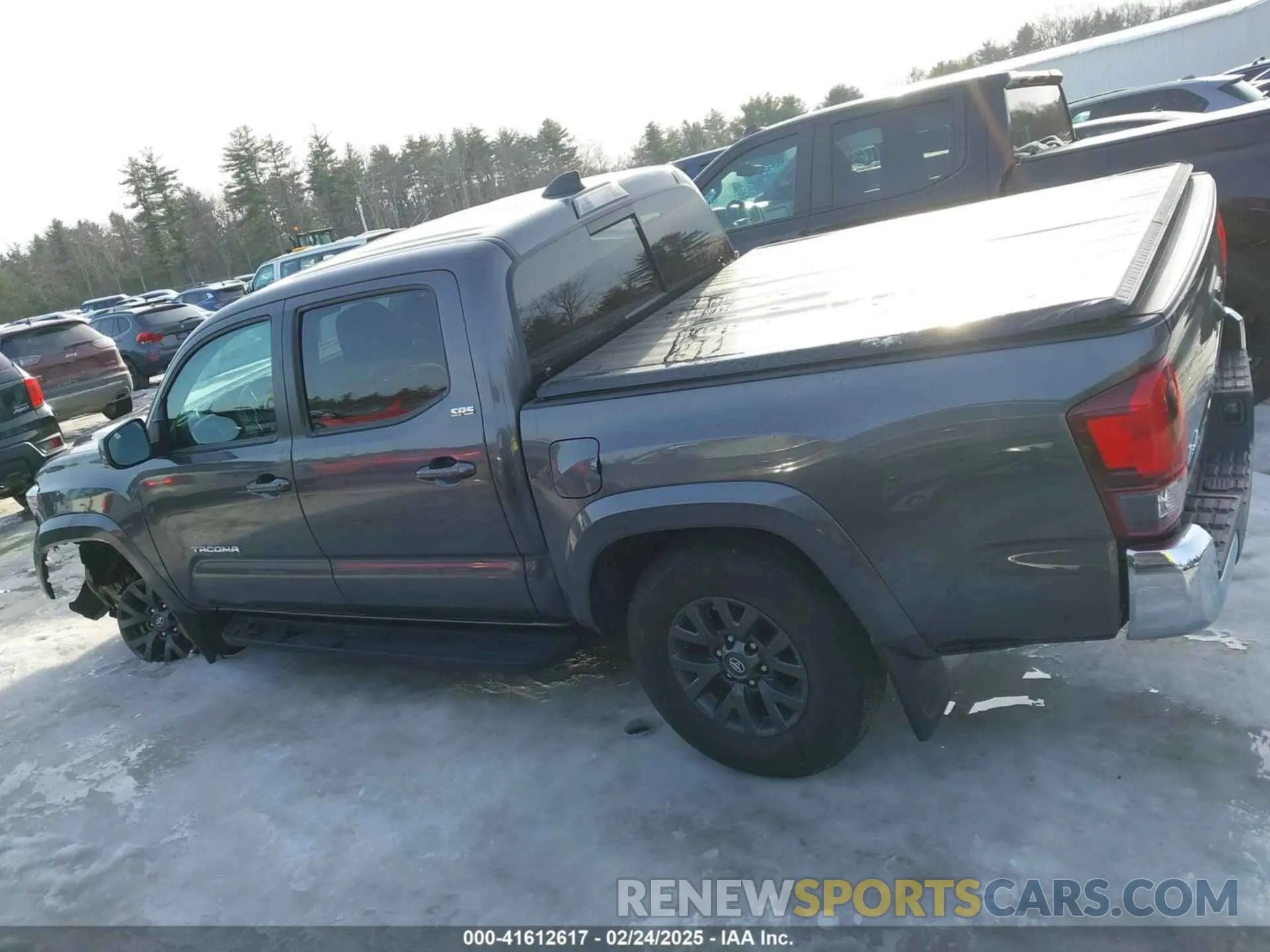 14 fotografías del automóvil dañado 3TYCZ5AN9PT109059 TOYOTA TACOMA 2023