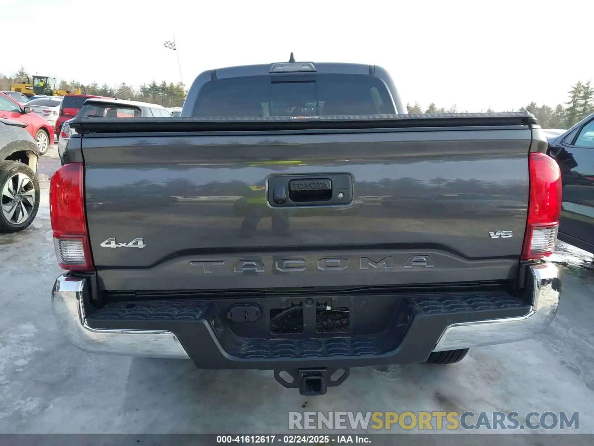 16 fotografías del automóvil dañado 3TYCZ5AN9PT109059 TOYOTA TACOMA 2023