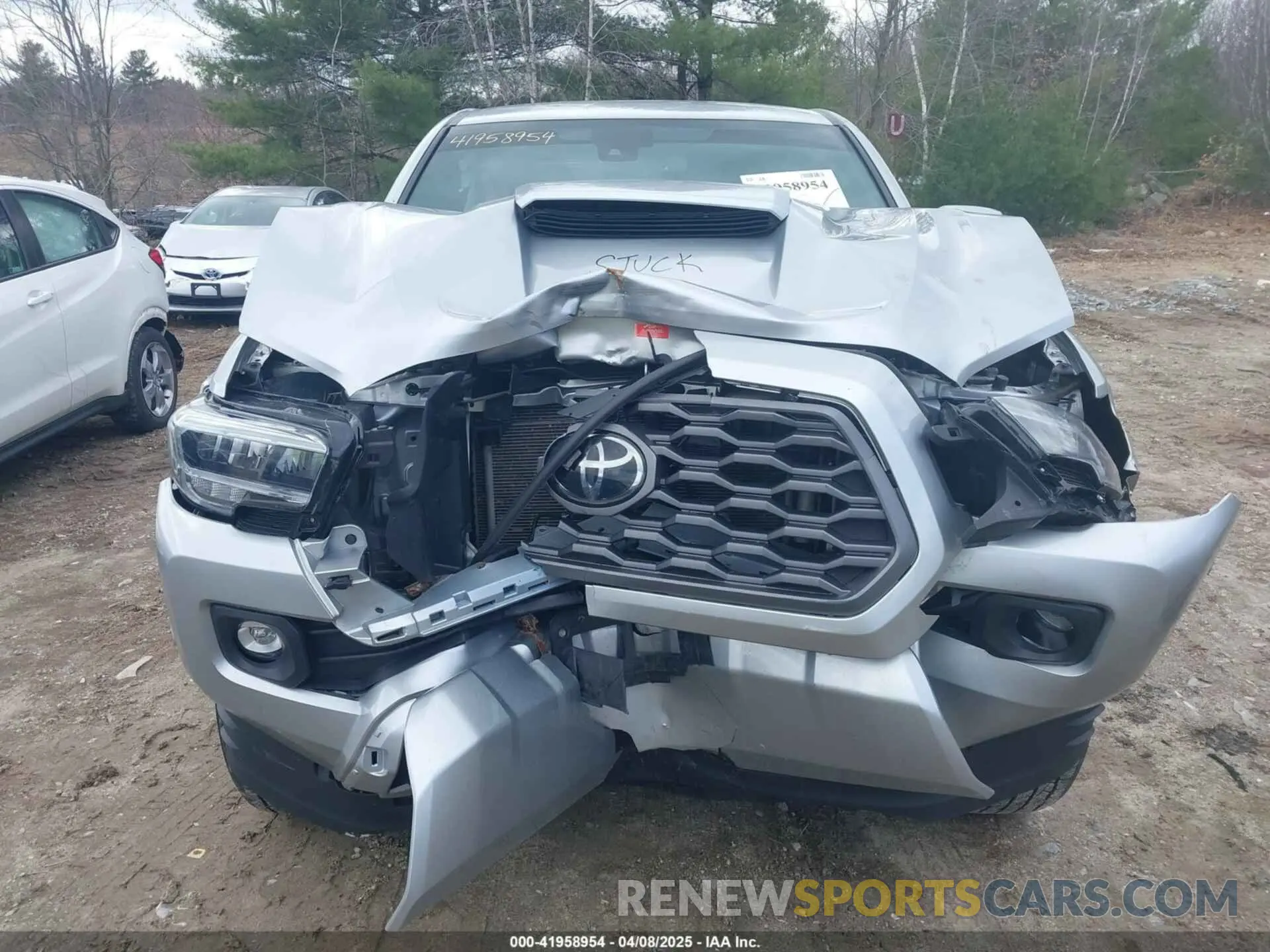 12 fotografías del automóvil dañado 3TYCZ5AN9PT112737 TOYOTA TACOMA 2023
