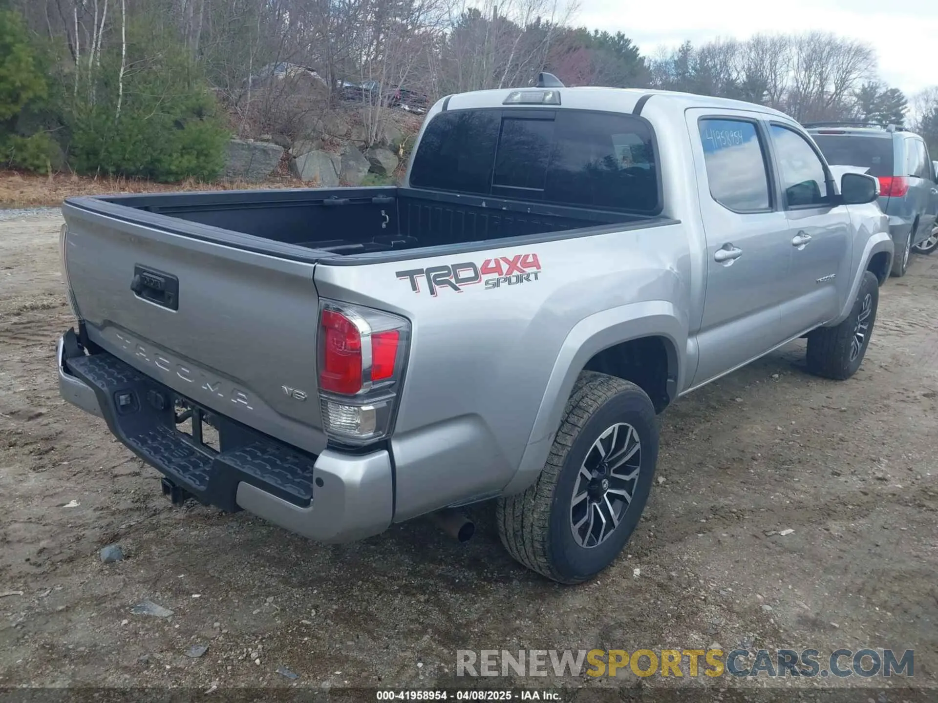 4 fotografías del automóvil dañado 3TYCZ5AN9PT112737 TOYOTA TACOMA 2023