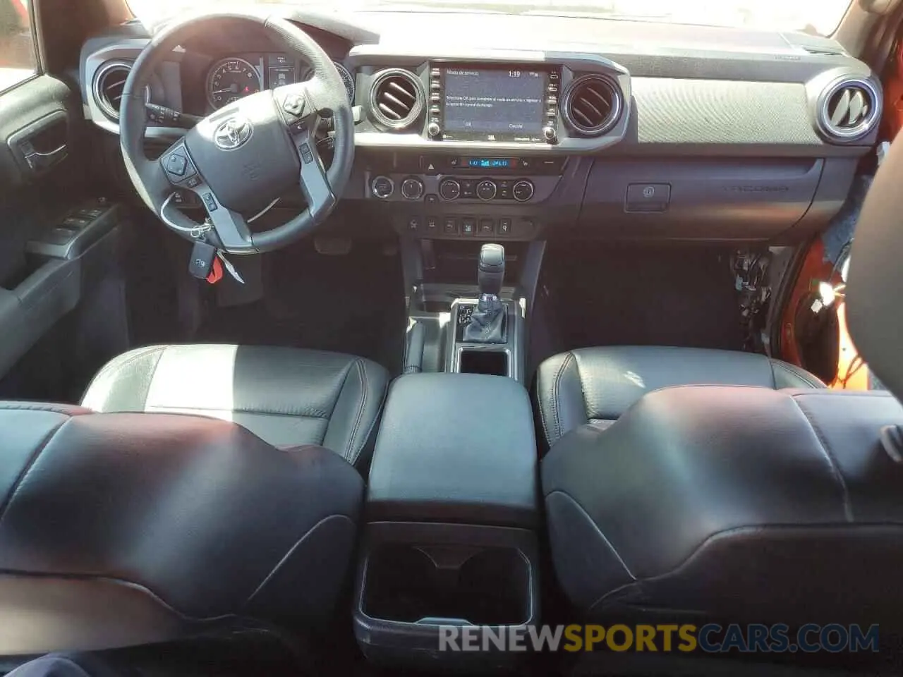 8 fotografías del automóvil dañado 3TYCZ5AN9PT118151 TOYOTA TACOMA 2023