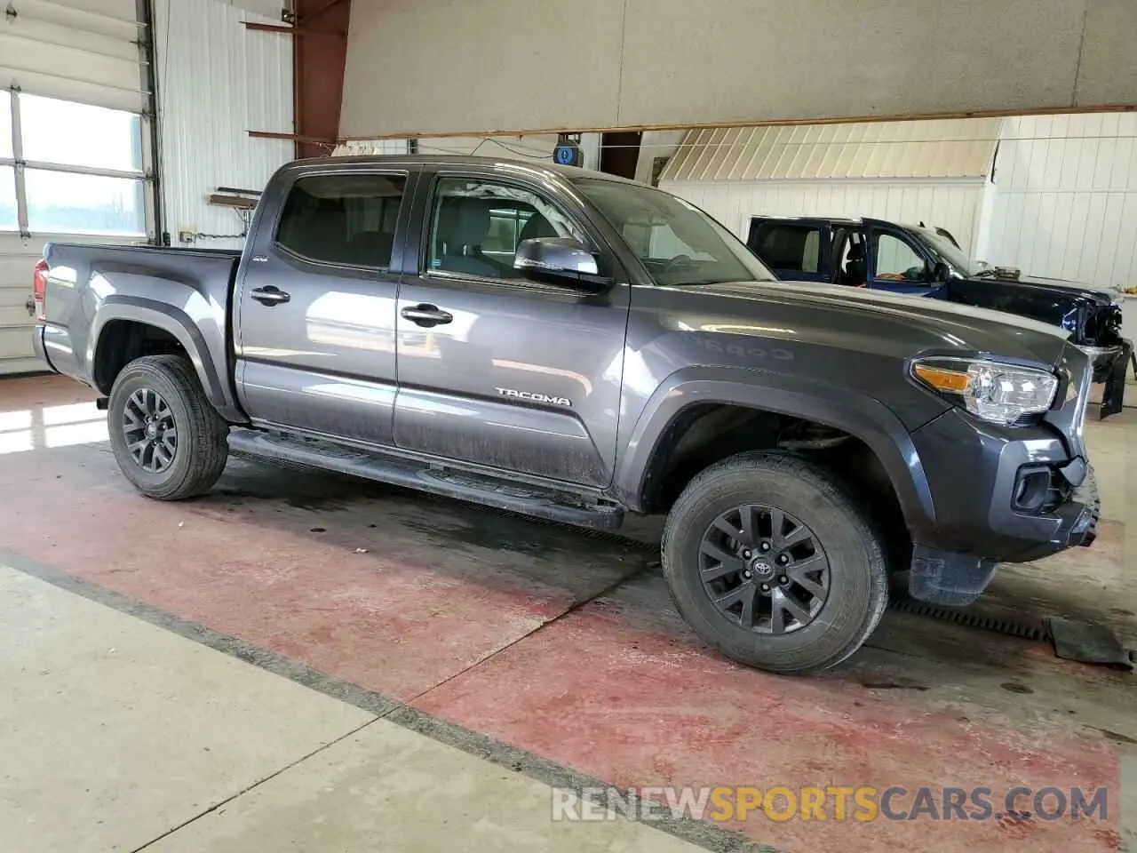 4 fotografías del automóvil dañado 3TYCZ5AN9PT173473 TOYOTA TACOMA 2023