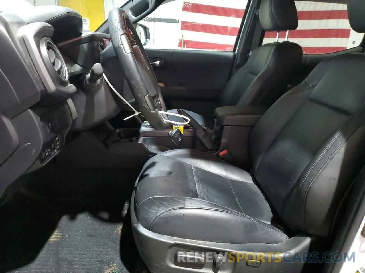 7 fotografías del automóvil dañado 3TYDZ5BN0PT029779 TOYOTA TACOMA 2023