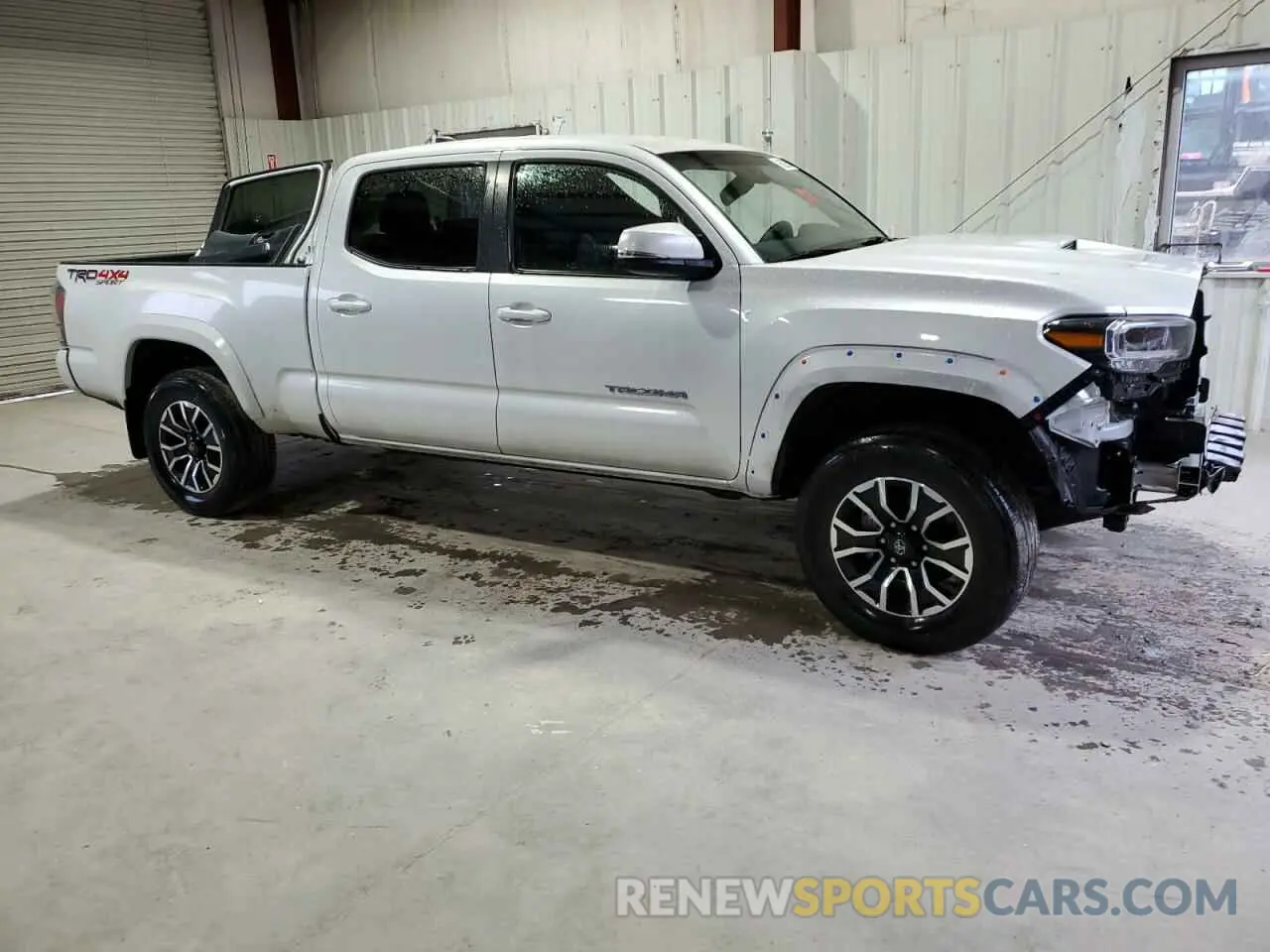4 fotografías del automóvil dañado 3TYDZ5BN3PT029775 TOYOTA TACOMA 2023