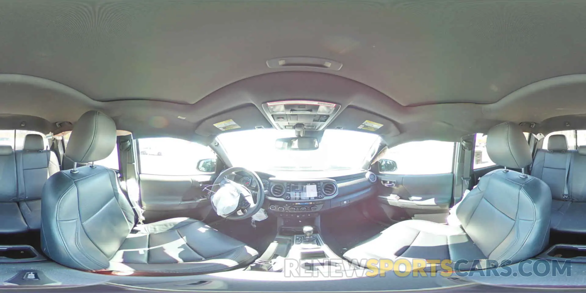 14 fotografías del automóvil dañado 3TYDZ5BN5PT036338 TOYOTA TACOMA 2023