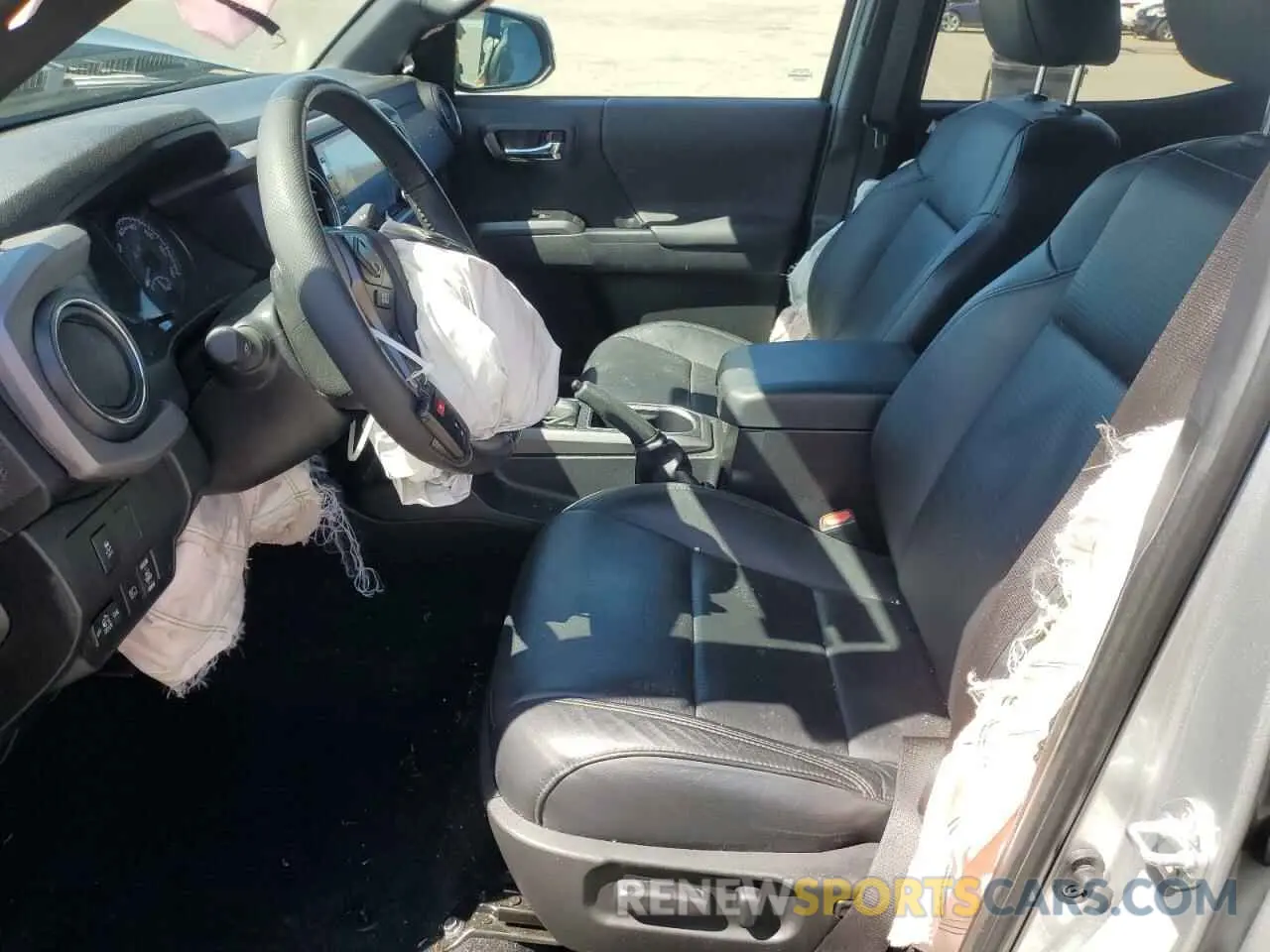 7 fotografías del automóvil dañado 3TYDZ5BN5PT036338 TOYOTA TACOMA 2023
