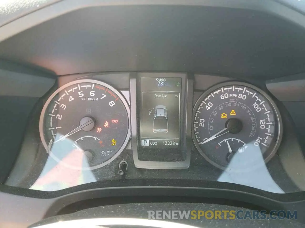9 fotografías del automóvil dañado 3TYDZ5BN5PT036338 TOYOTA TACOMA 2023