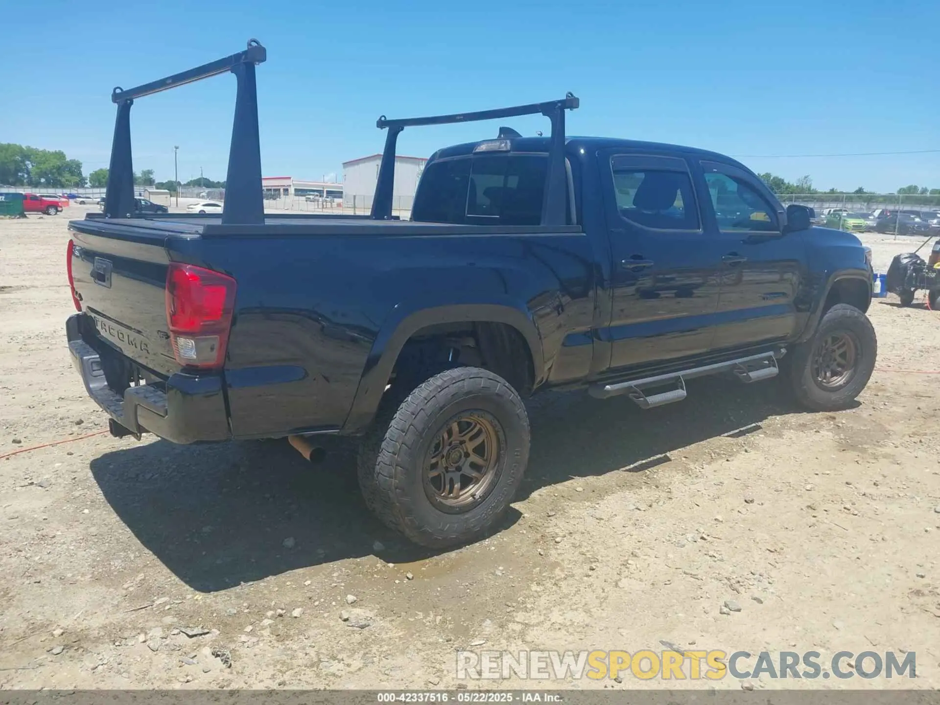 4 fotografías del automóvil dañado 3TYDZ5BN9PT020319 TOYOTA TACOMA 2023