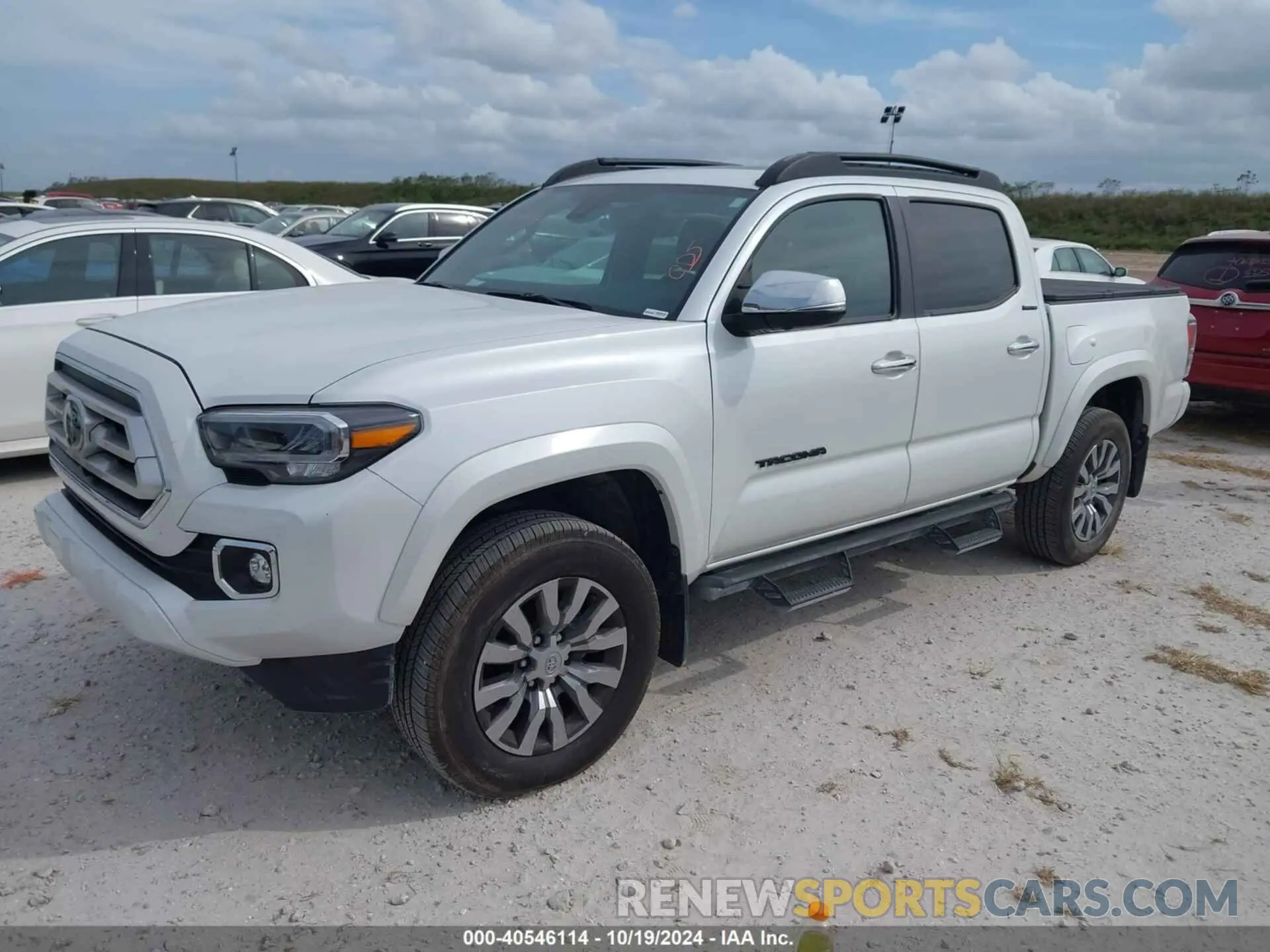 2 fotografías del automóvil dañado 3TYGZ5AN4PT176170 TOYOTA TACOMA 2023