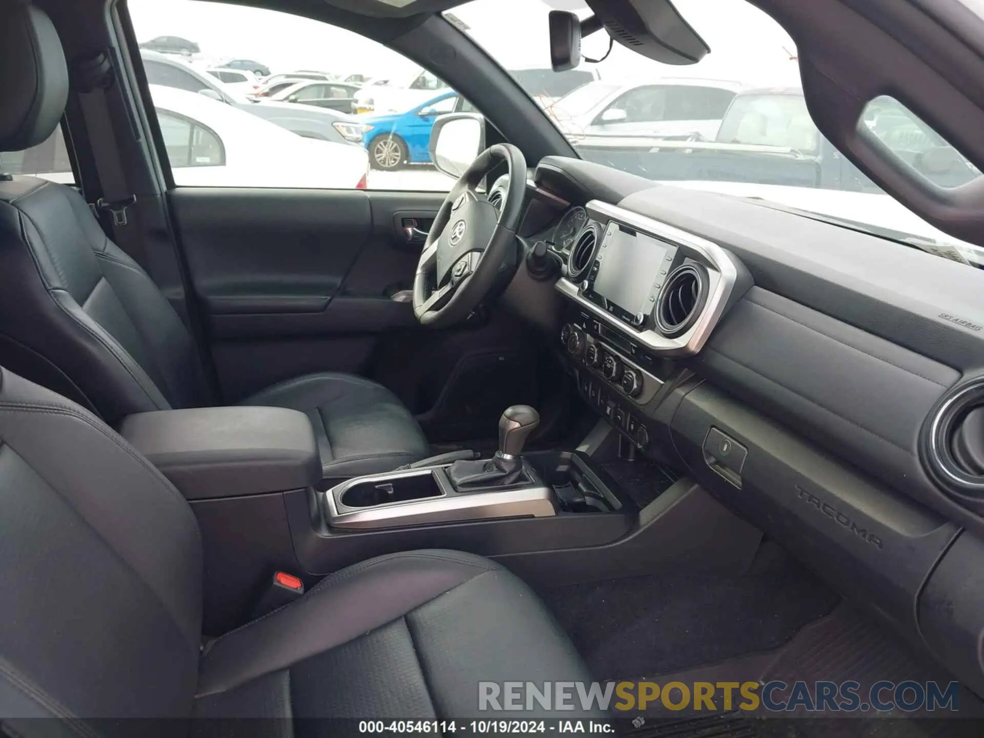 5 fotografías del automóvil dañado 3TYGZ5AN4PT176170 TOYOTA TACOMA 2023