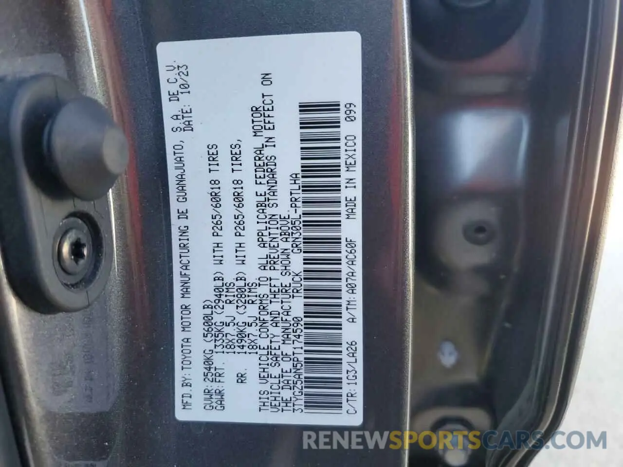 13 fotografías del automóvil dañado 3TYGZ5AN5PT174590 TOYOTA TACOMA 2023