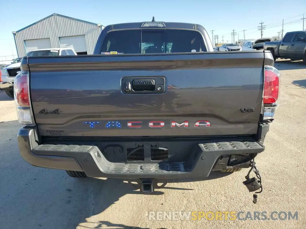 6 fotografías del automóvil dañado 3TYGZ5AN5PT174590 TOYOTA TACOMA 2023