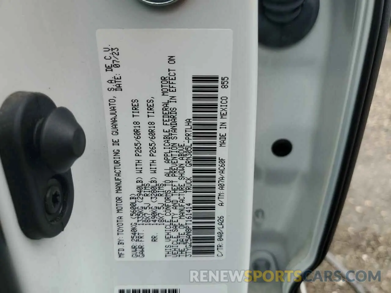 12 fotografías del automóvil dañado 3TYGZ5AN8PT161414 TOYOTA TACOMA 2023