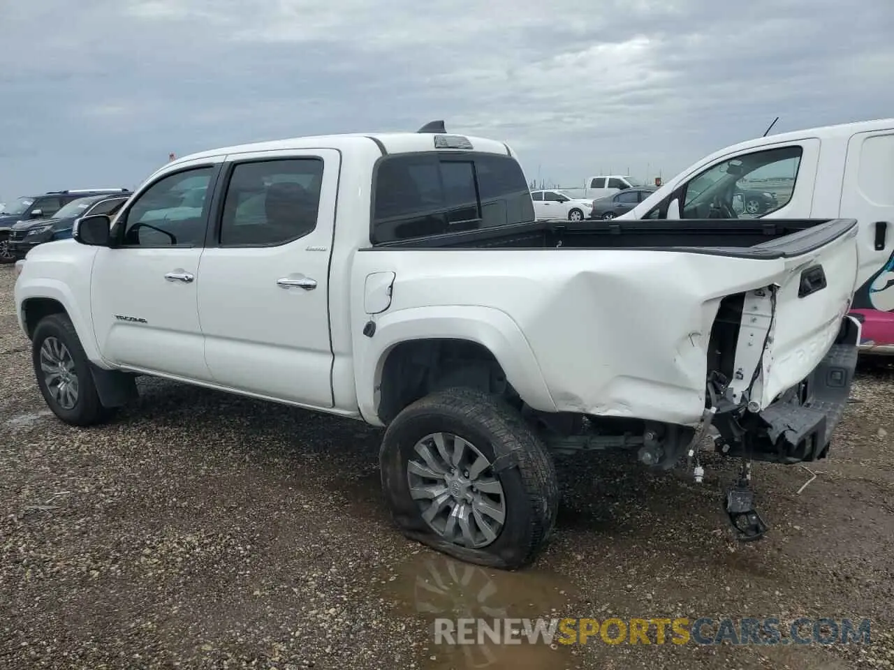 2 fotografías del automóvil dañado 3TYGZ5AN8PT161414 TOYOTA TACOMA 2023