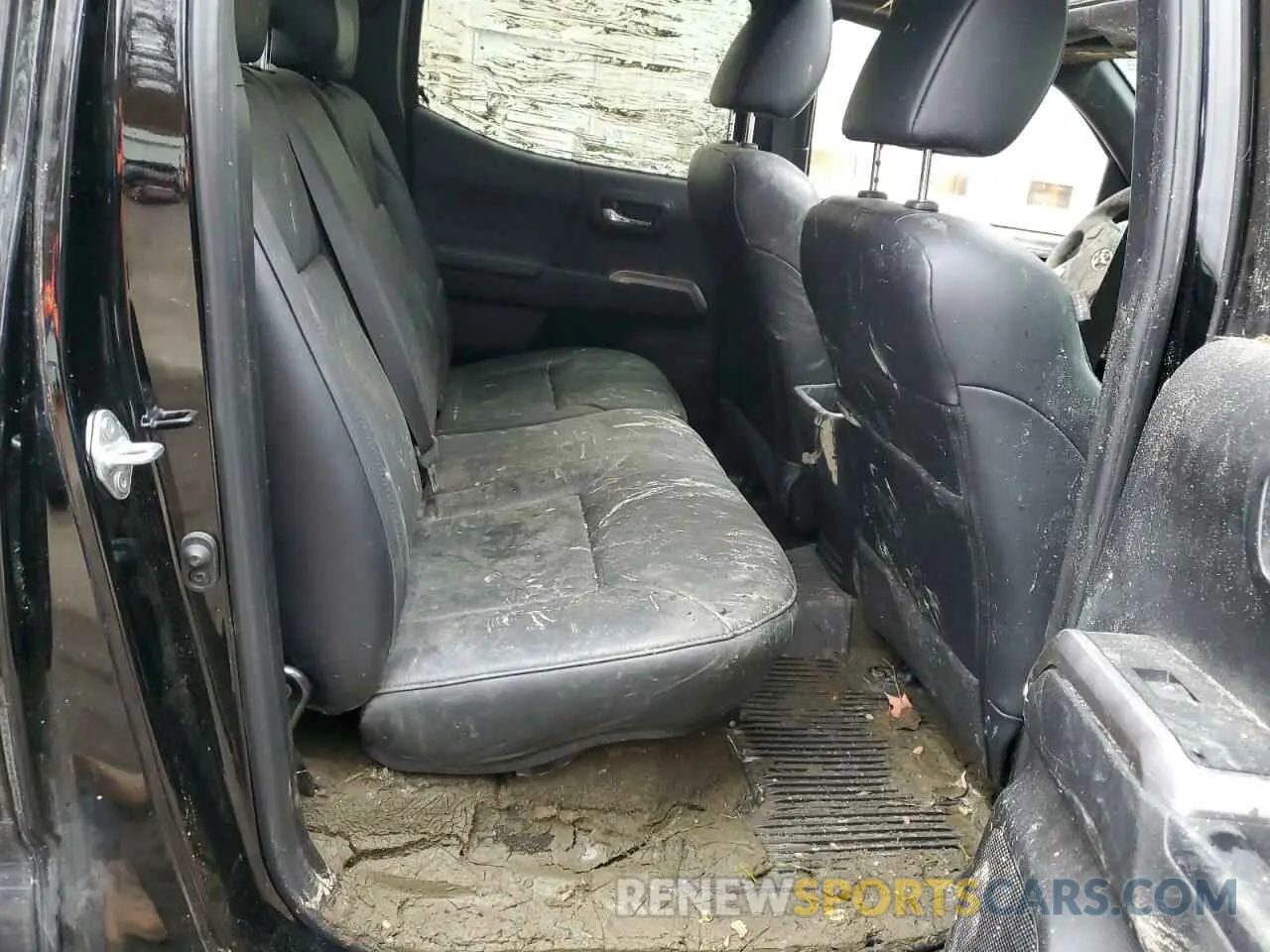 10 fotografías del automóvil dañado 3TYGZ5ANXPT159874 TOYOTA TACOMA 2023