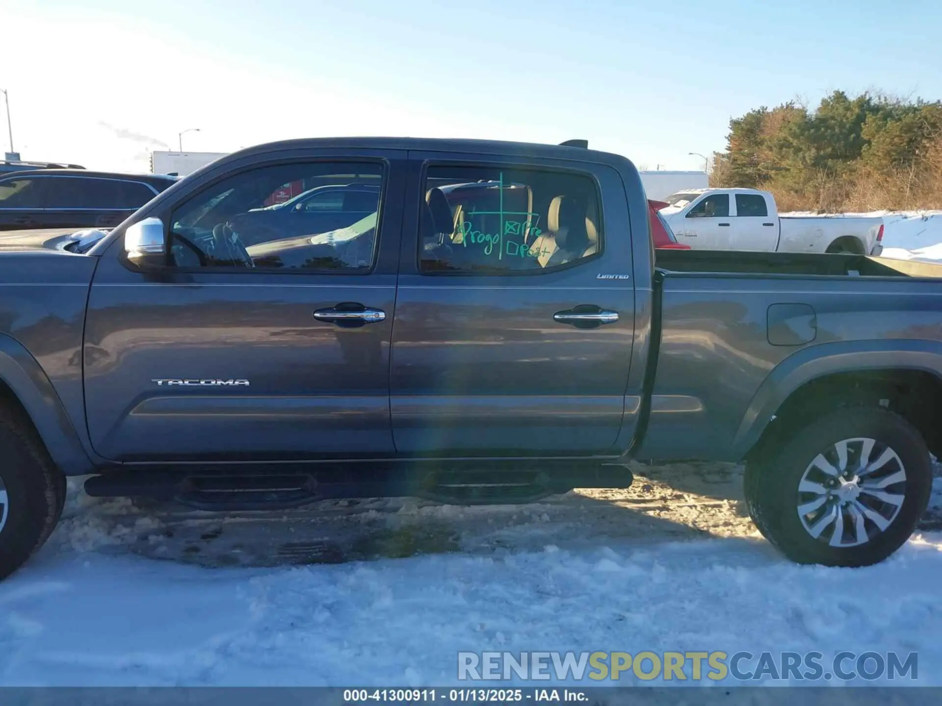 15 fotografías del automóvil dañado 3TYHZ5BN8PT019101 TOYOTA TACOMA 2023
