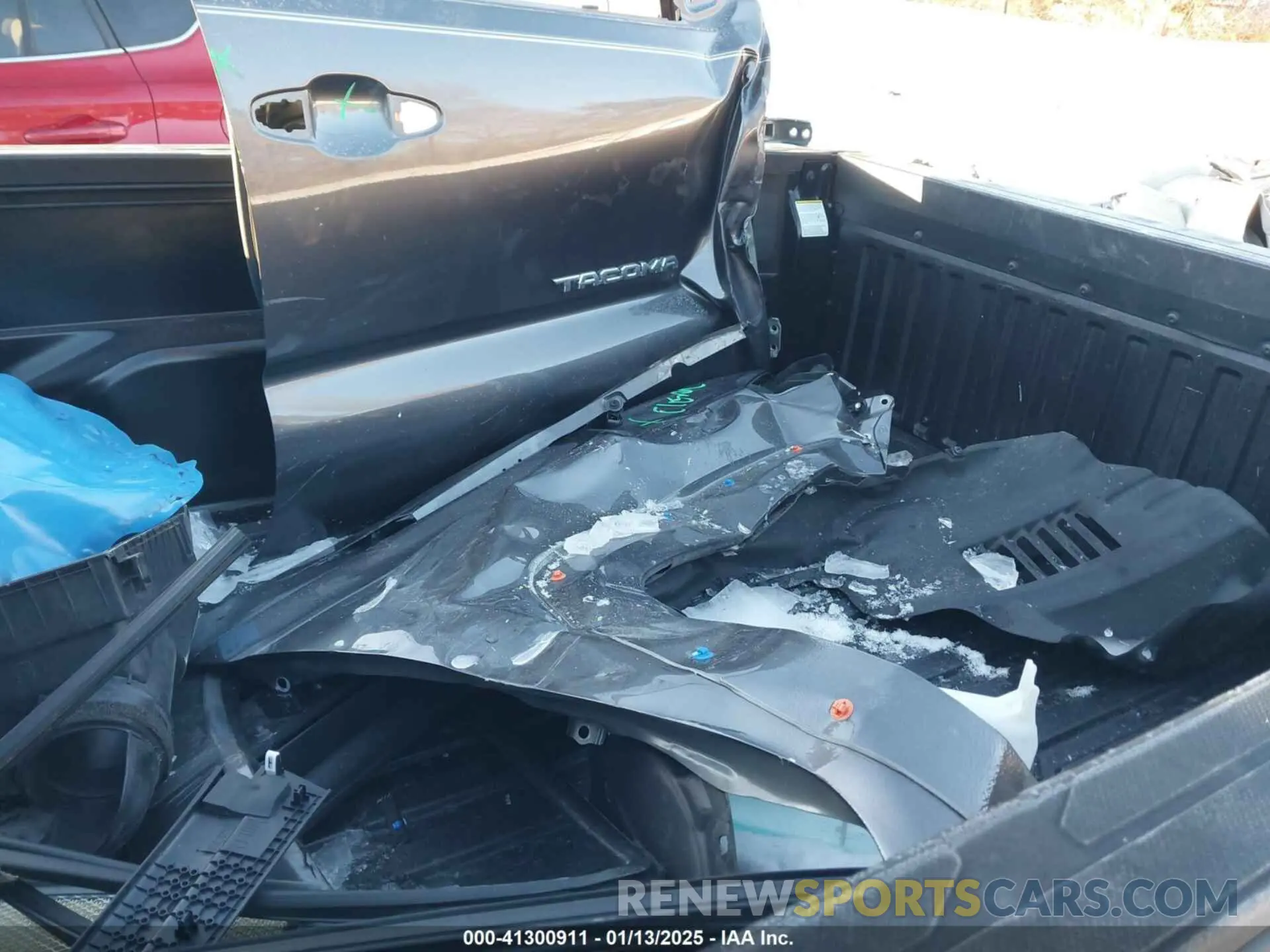 18 fotografías del automóvil dañado 3TYHZ5BN8PT019101 TOYOTA TACOMA 2023