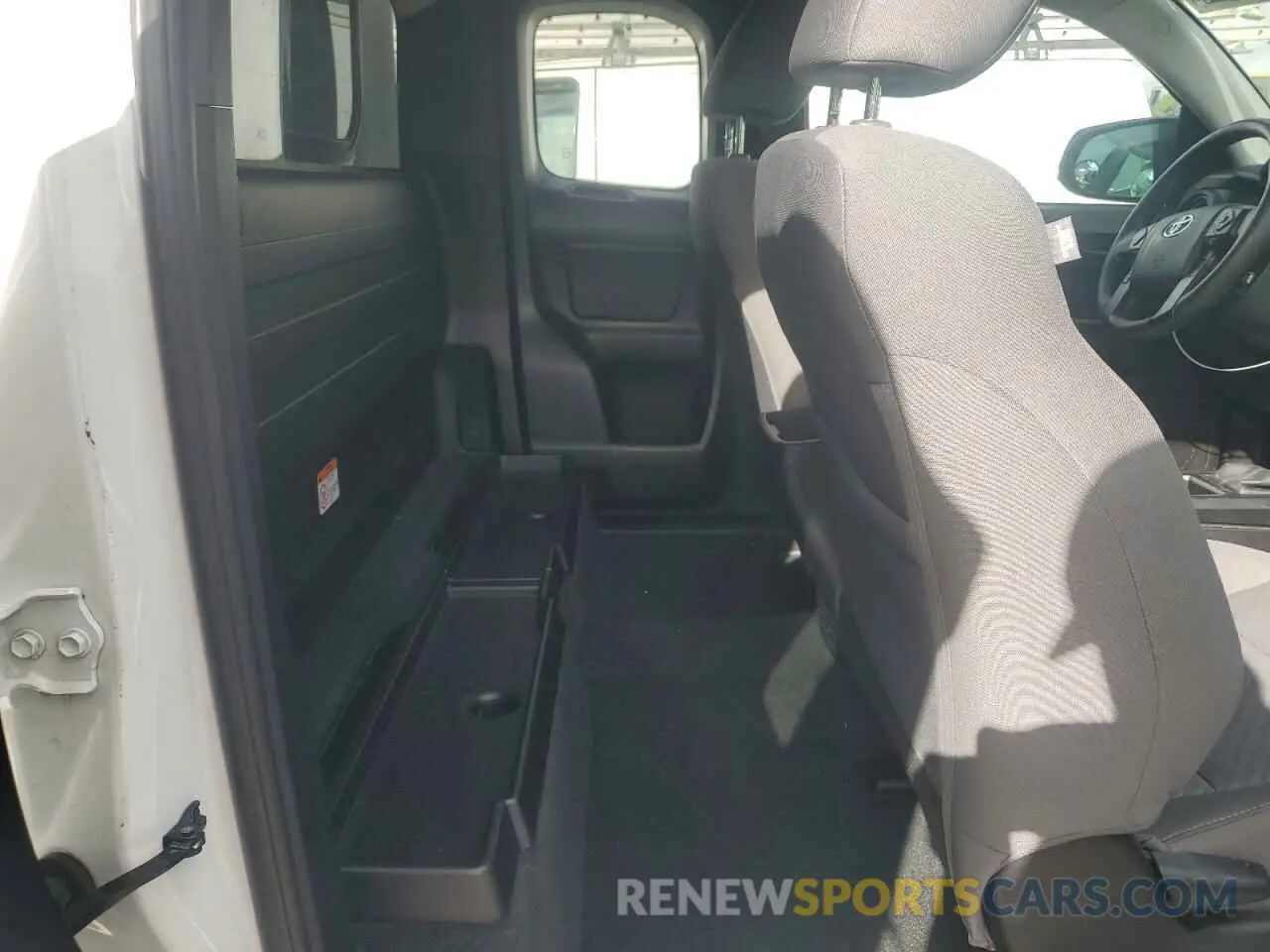 10 fotografías del automóvil dañado 3TYRX5GN2PT088224 TOYOTA TACOMA 2023