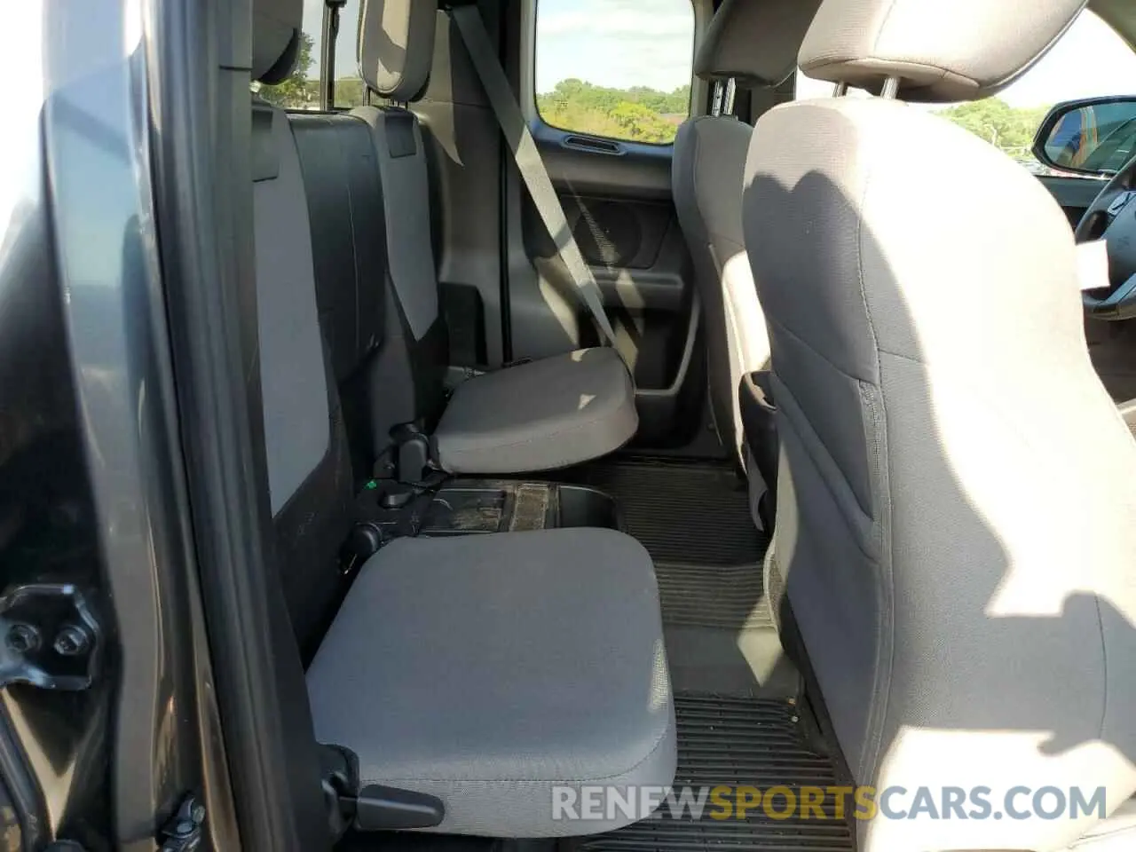 10 fotografías del automóvil dañado 3TYRX5GN4PT084689 TOYOTA TACOMA 2023