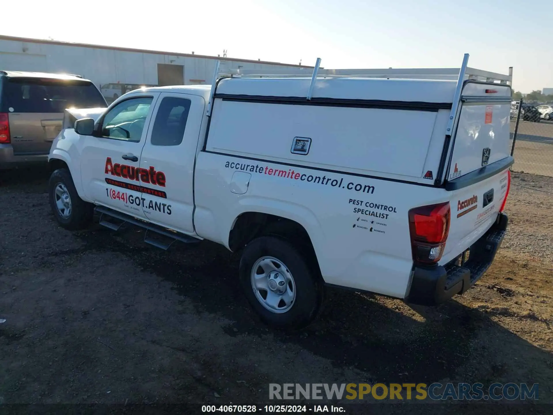 3 fotografías del automóvil dañado 3TYRX5GN4PT084806 TOYOTA TACOMA 2023