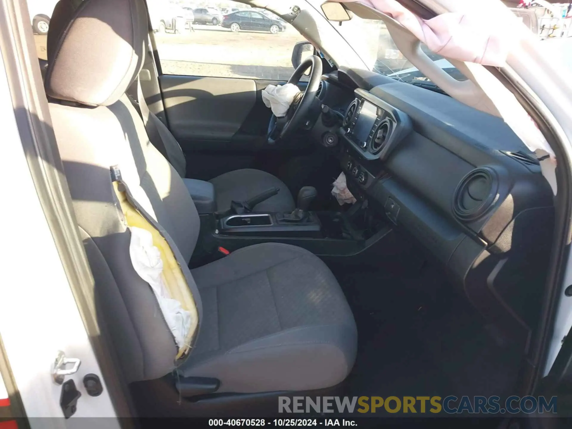 5 fotografías del automóvil dañado 3TYRX5GN4PT084806 TOYOTA TACOMA 2023