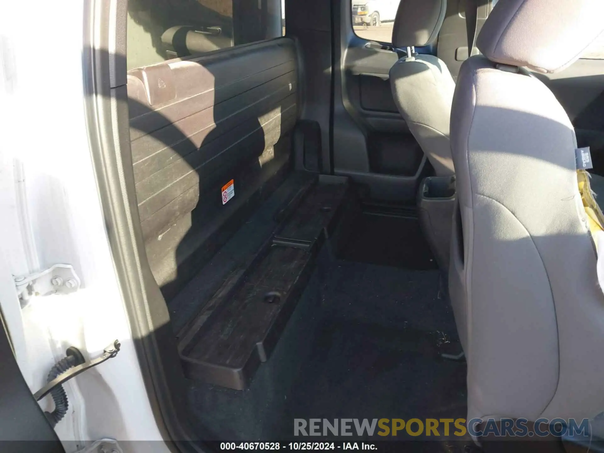 8 fotografías del automóvil dañado 3TYRX5GN4PT084806 TOYOTA TACOMA 2023