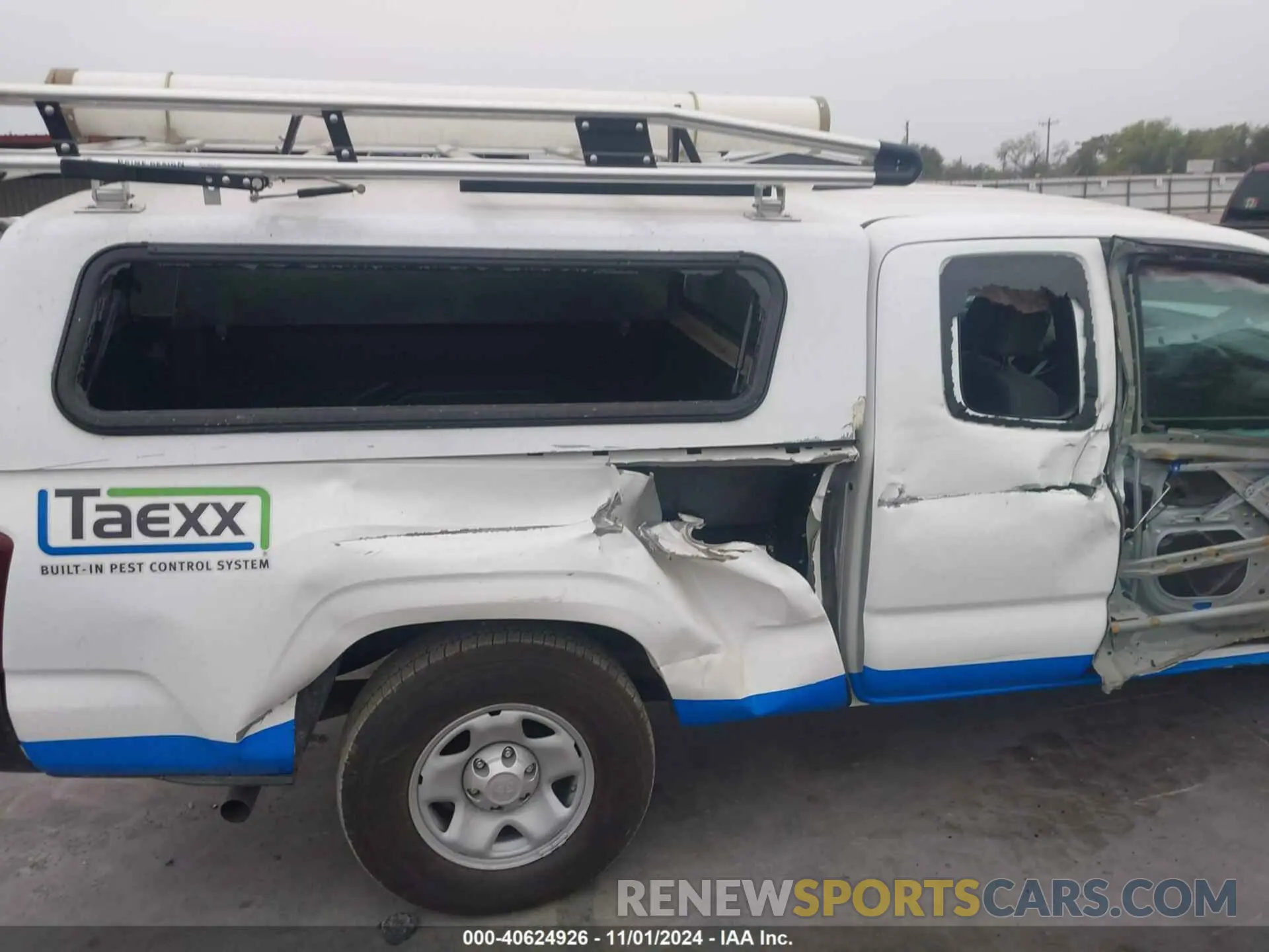 9 fotografías del automóvil dañado 3TYRX5GNXPT085541 TOYOTA TACOMA 2023