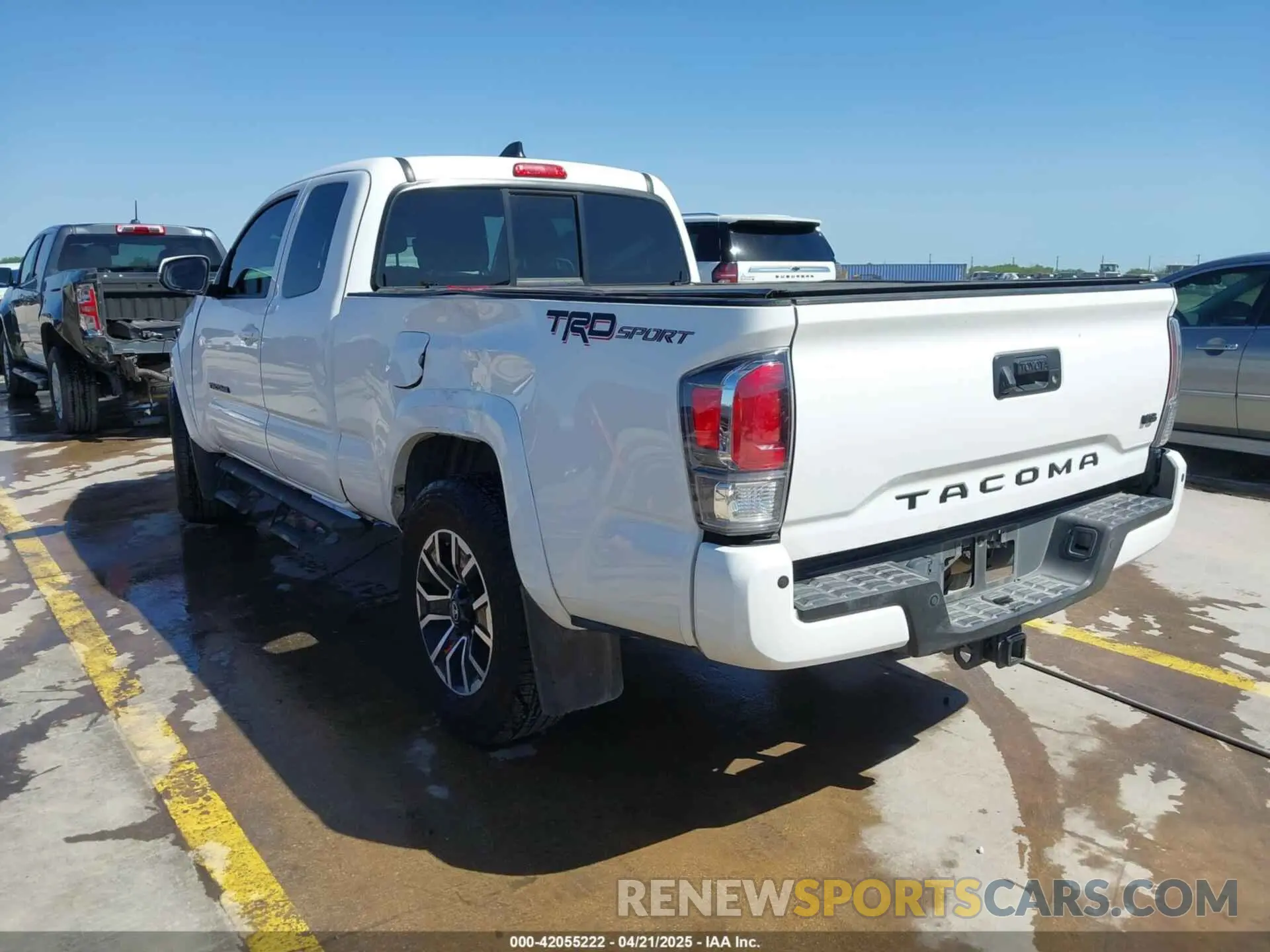 3 fotografías del automóvil dañado 3TYRZ5CN5PT034397 TOYOTA TACOMA 2023