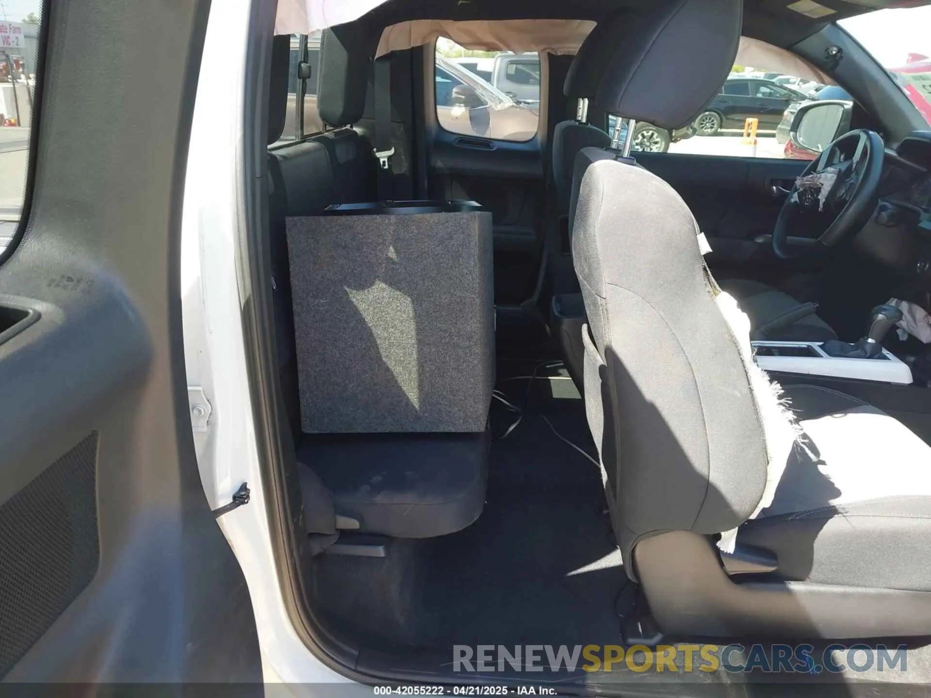 8 fotografías del automóvil dañado 3TYRZ5CN5PT034397 TOYOTA TACOMA 2023