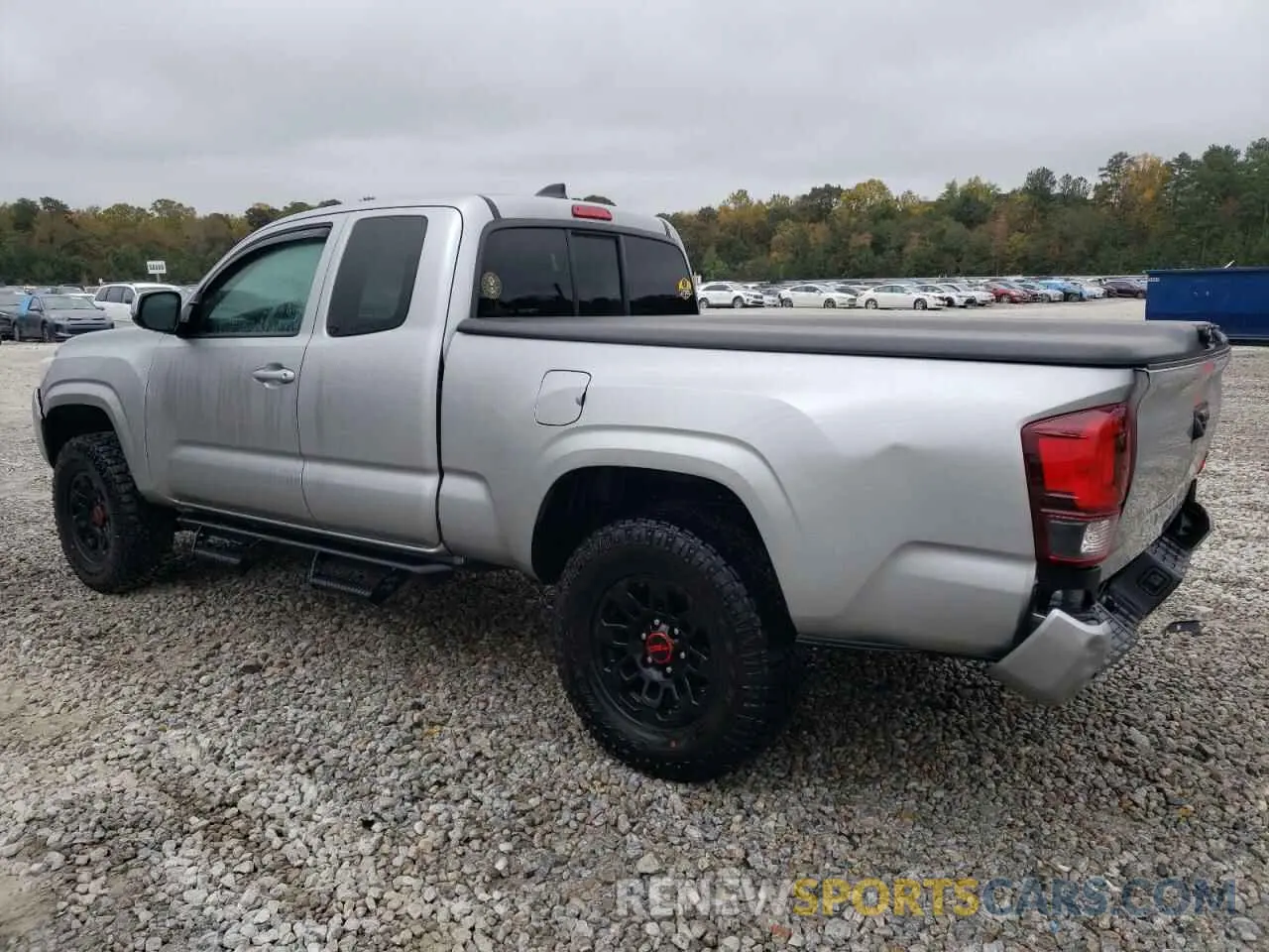 2 fotografías del automóvil dañado 3TYRZ5CN7PT029198 TOYOTA TACOMA 2023