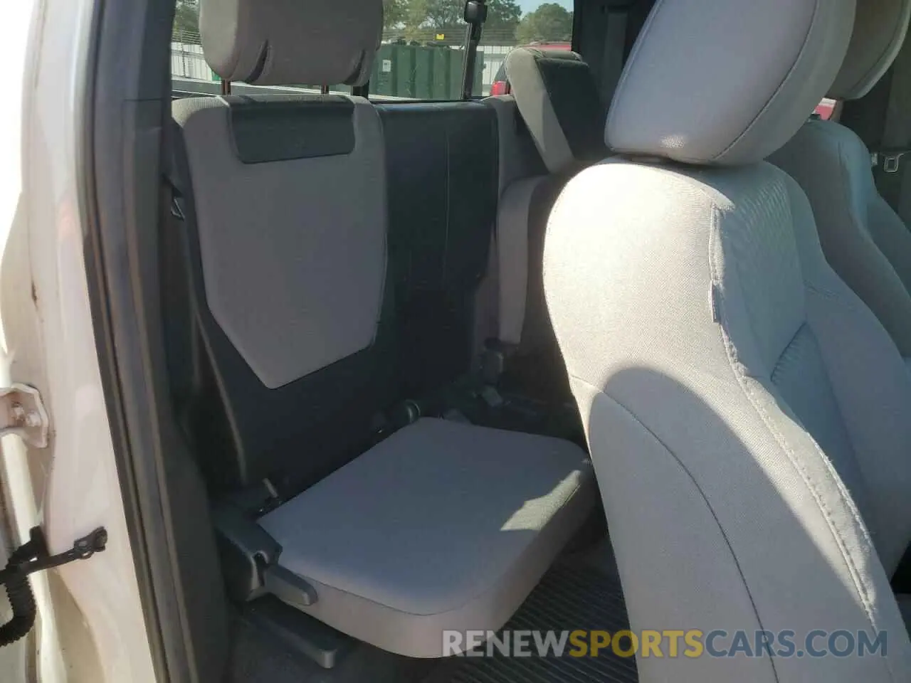 10 fotografías del automóvil dañado 3TYRZ5CN9PT024598 TOYOTA TACOMA 2023