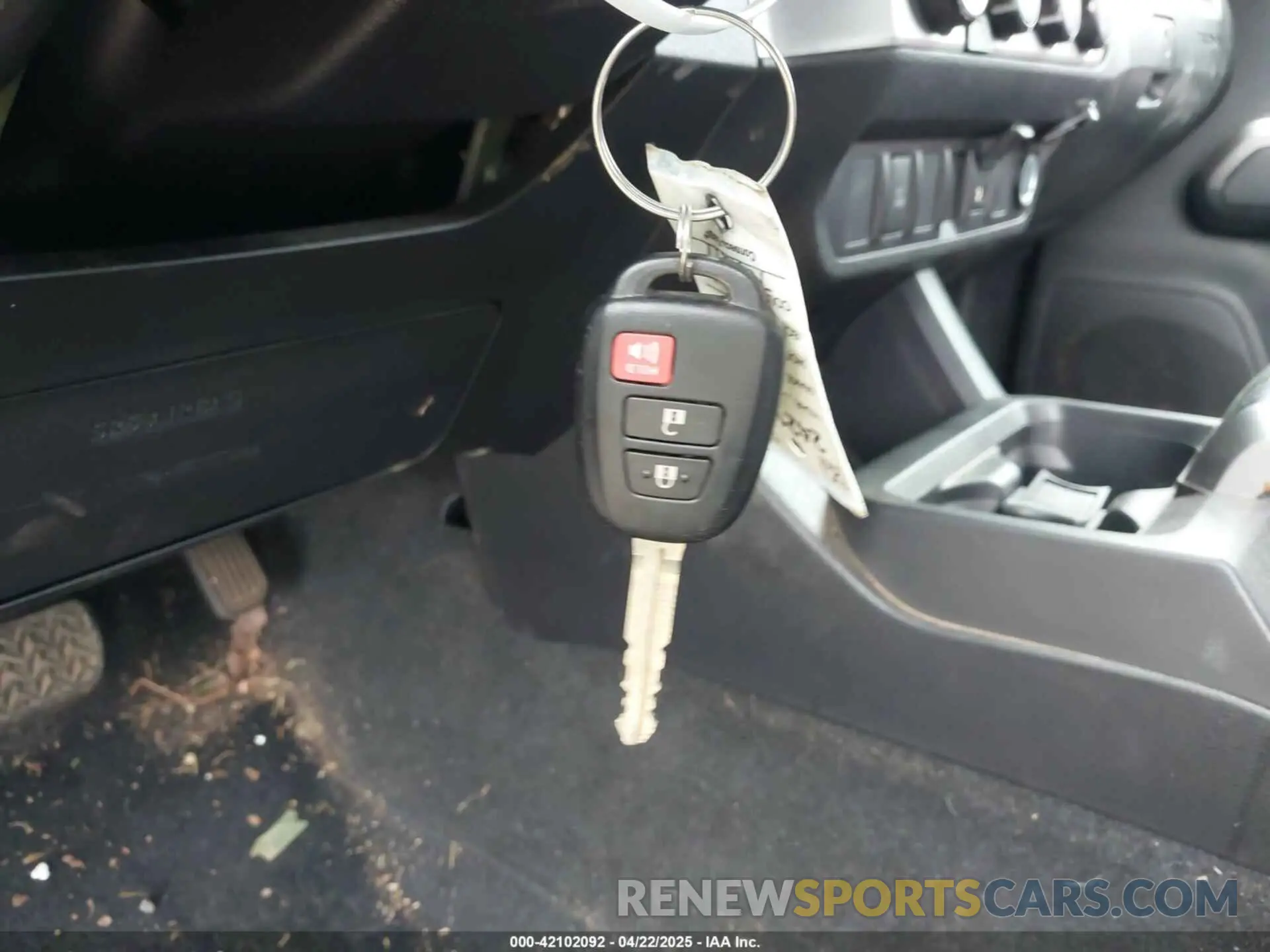 11 fotografías del automóvil dañado 3TYSX5EN2PT019277 TOYOTA TACOMA 2023