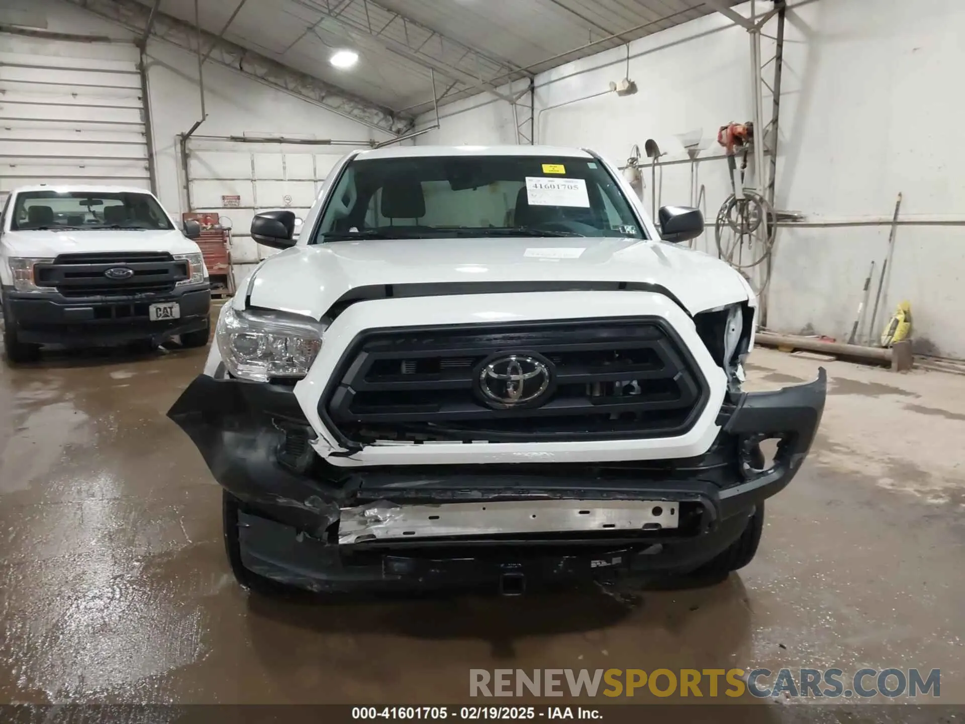 13 fotografías del automóvil dañado 3TYSX5EN2PT019800 TOYOTA TACOMA 2023