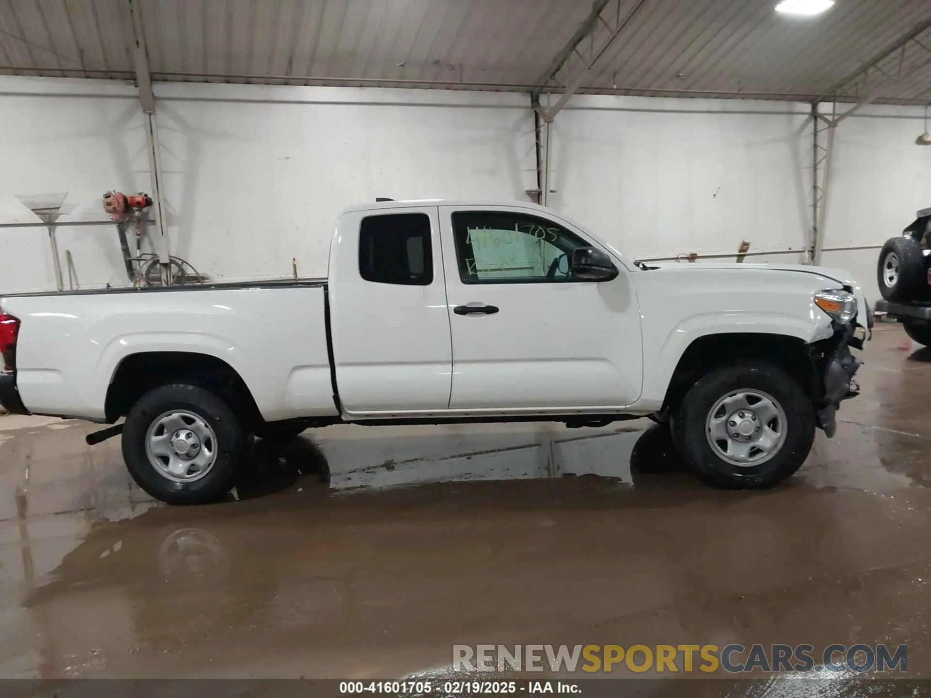 14 fotografías del automóvil dañado 3TYSX5EN2PT019800 TOYOTA TACOMA 2023