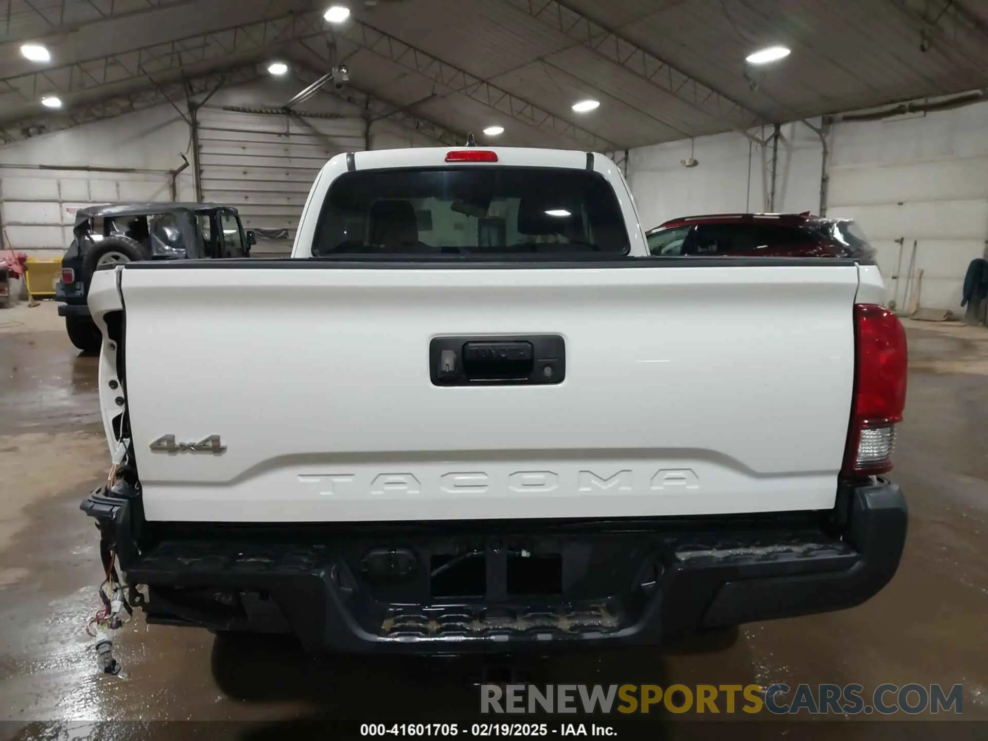 17 fotografías del automóvil dañado 3TYSX5EN2PT019800 TOYOTA TACOMA 2023