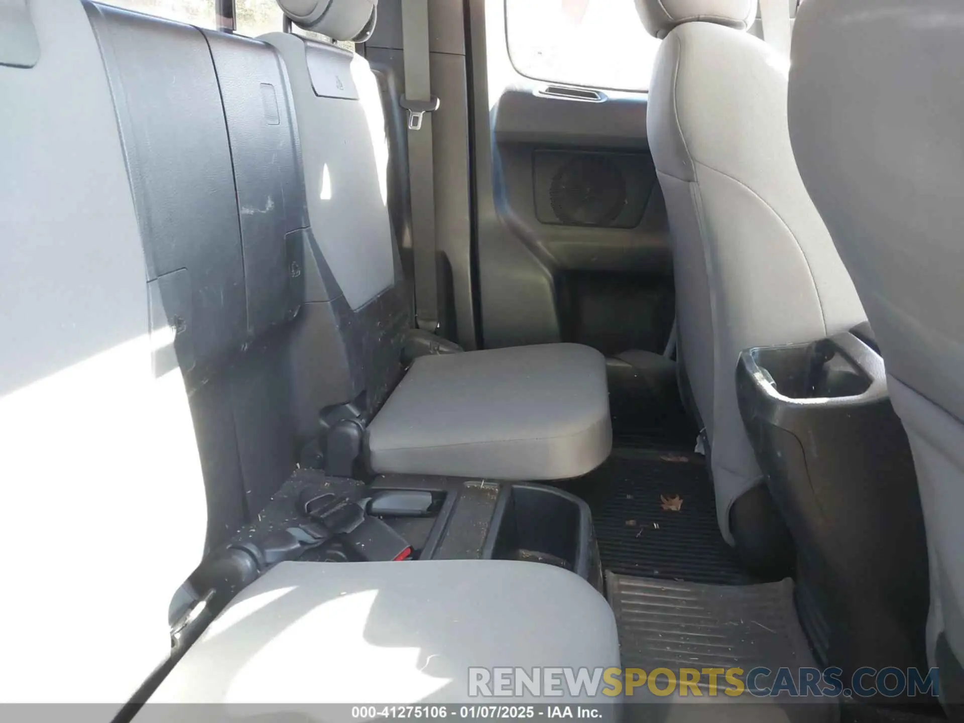 8 fotografías del automóvil dañado 3TYSX5EN4PT022505 TOYOTA TACOMA 2023