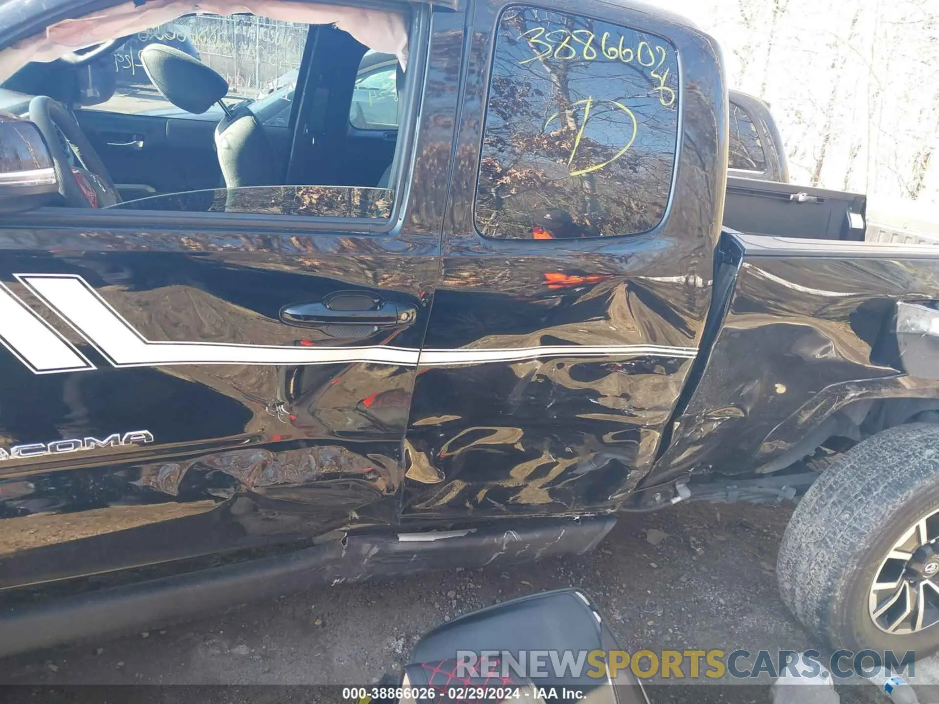 6 fotografías del automóvil dañado 3TYSZ5AN2PT154713 TOYOTA TACOMA 2023