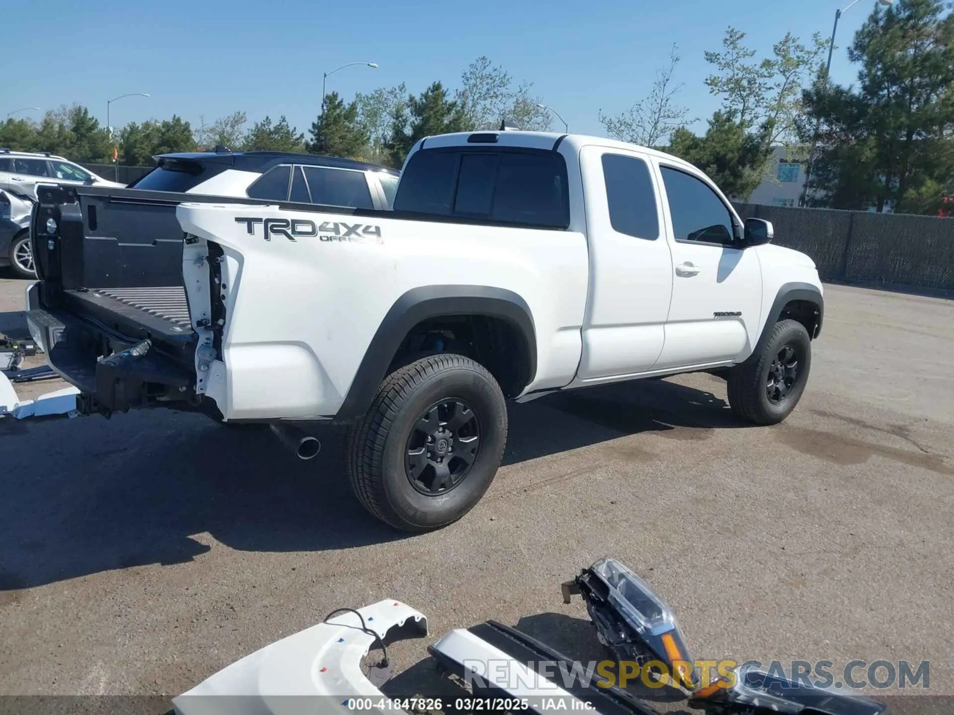 4 fotografías del automóvil dañado 3TYSZ5AN3PT123017 TOYOTA TACOMA 2023