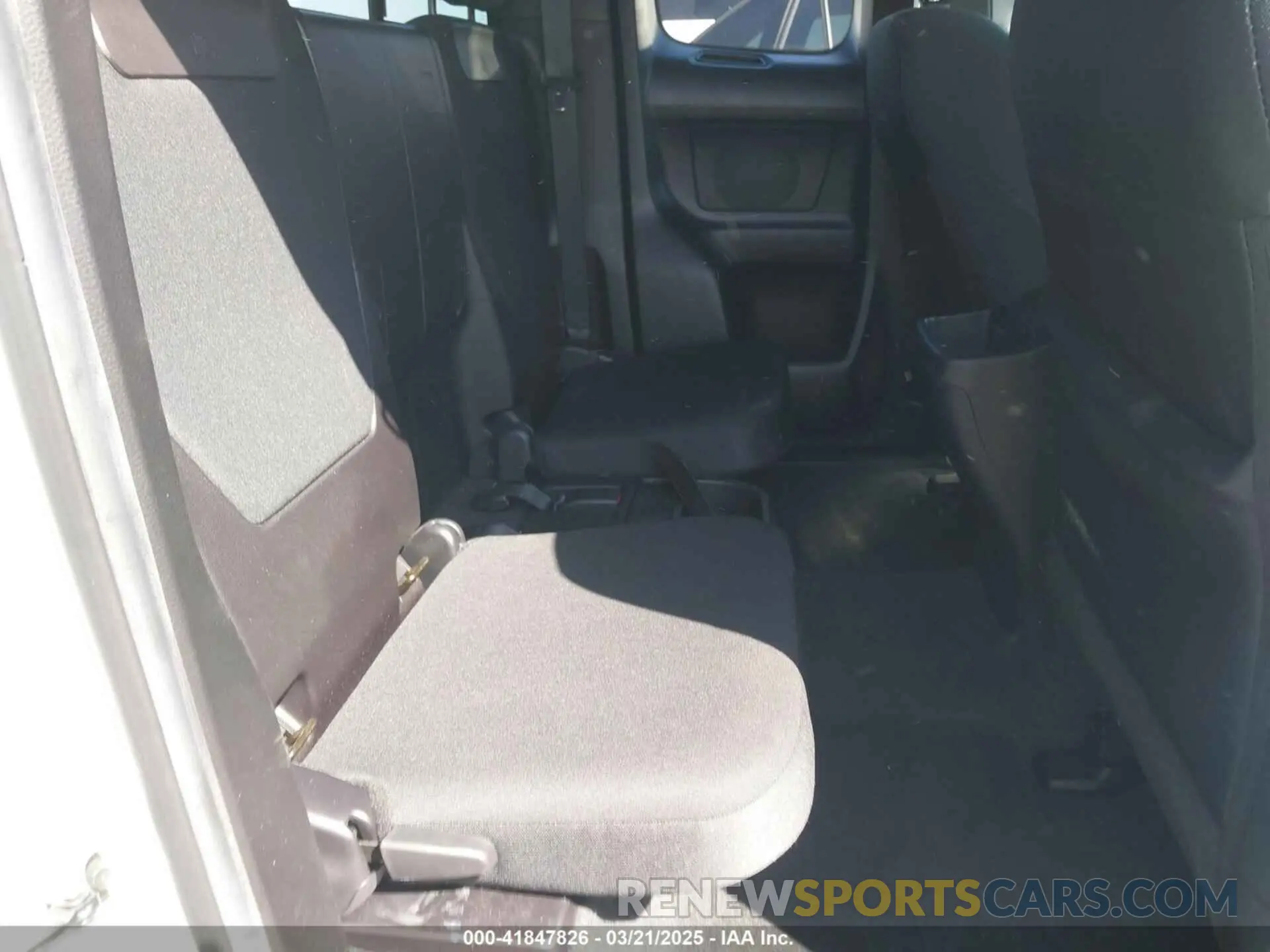 8 fotografías del automóvil dañado 3TYSZ5AN3PT123017 TOYOTA TACOMA 2023