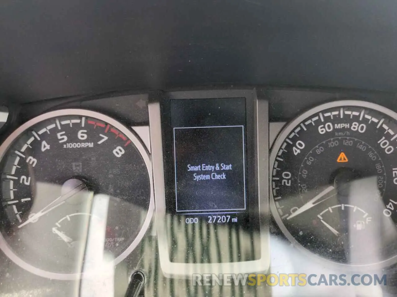 9 fotografías del automóvil dañado 3TYSZ5AN3PT147544 TOYOTA TACOMA 2023