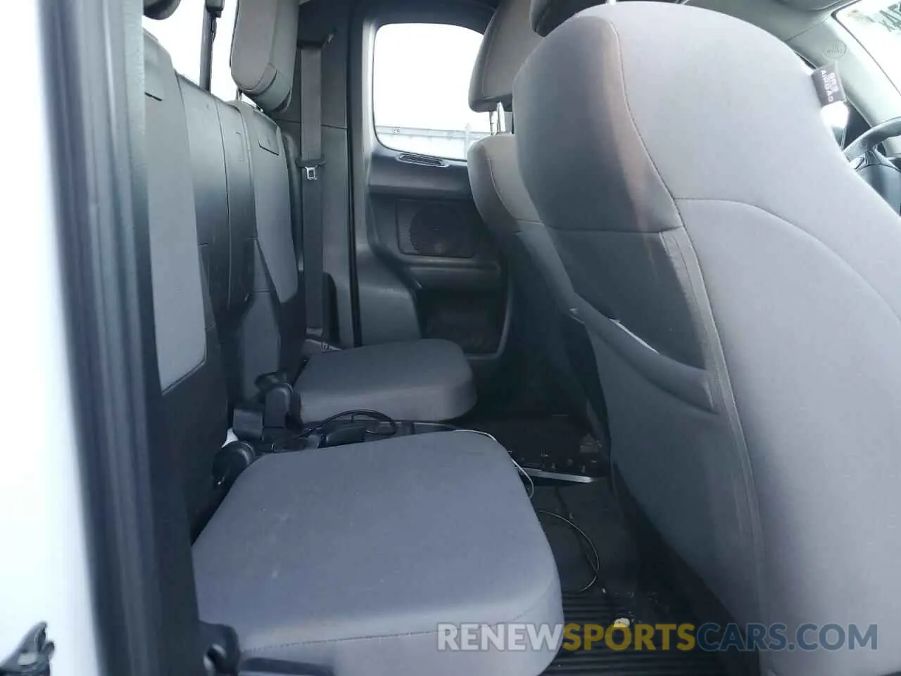 10 fotografías del automóvil dañado 3TYSZ5AN4PT164126 TOYOTA TACOMA 2023