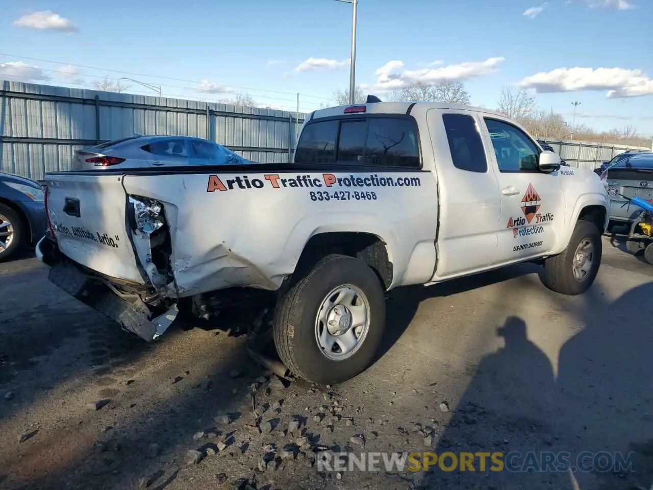 3 fotografías del automóvil dañado 3TYSZ5AN4PT164126 TOYOTA TACOMA 2023
