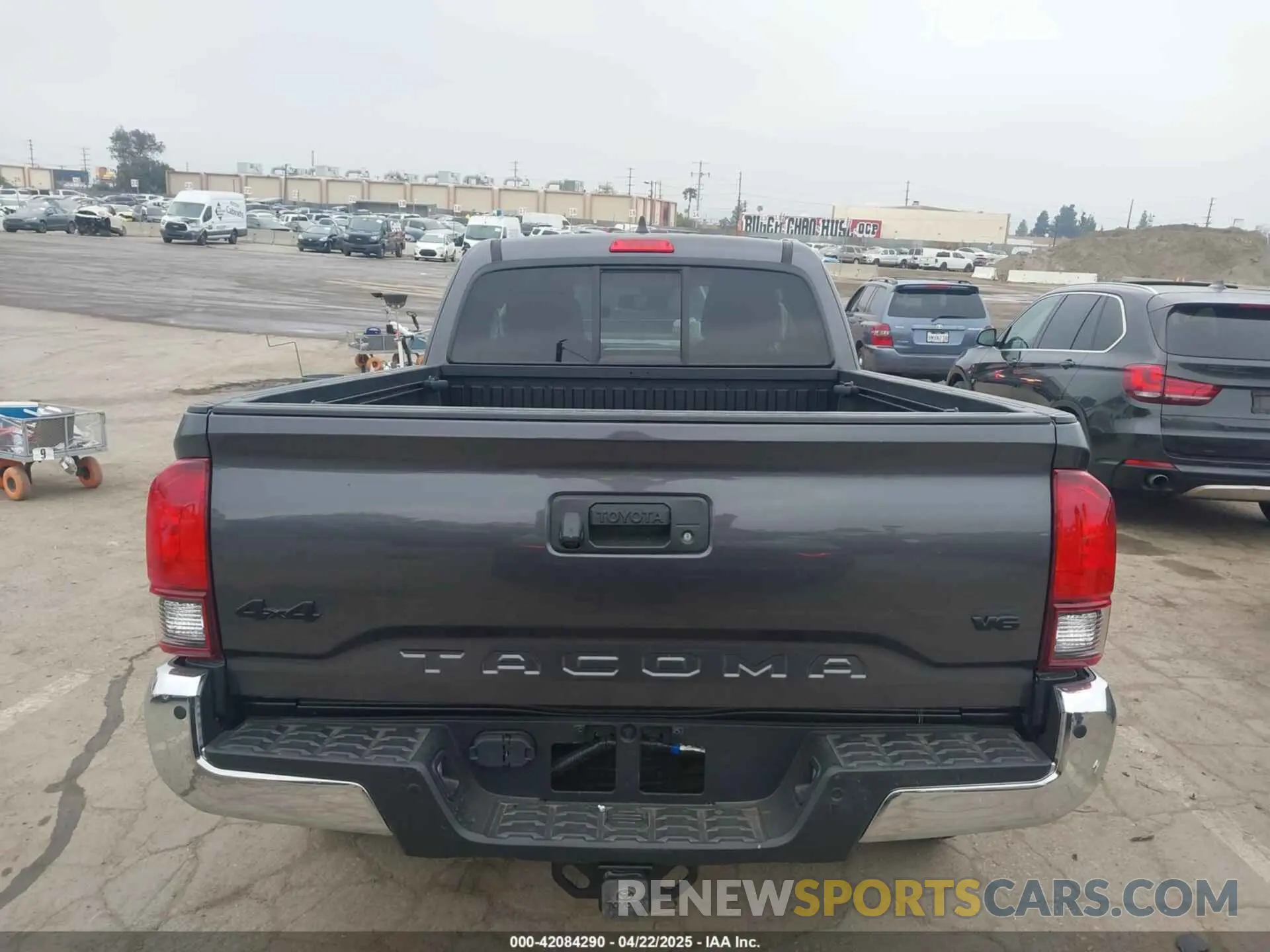16 fotografías del automóvil dañado 3TYSZ5AN7PT106205 TOYOTA TACOMA 2023