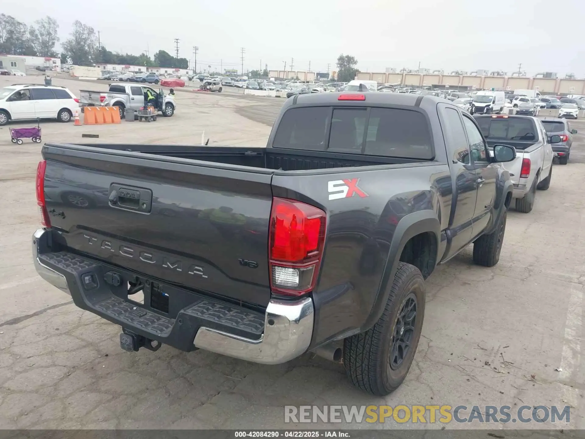 4 fotografías del automóvil dañado 3TYSZ5AN7PT106205 TOYOTA TACOMA 2023